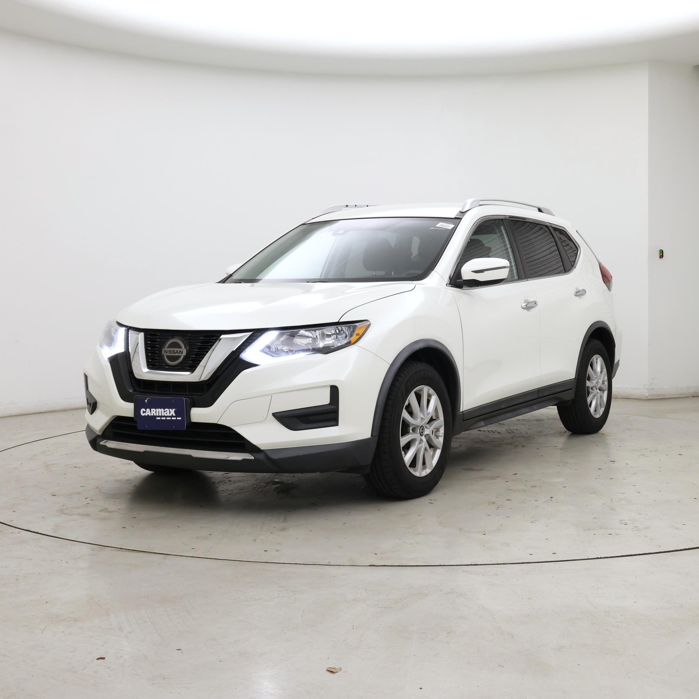 Thumbnail: 2020 Nissan Rogue - 4