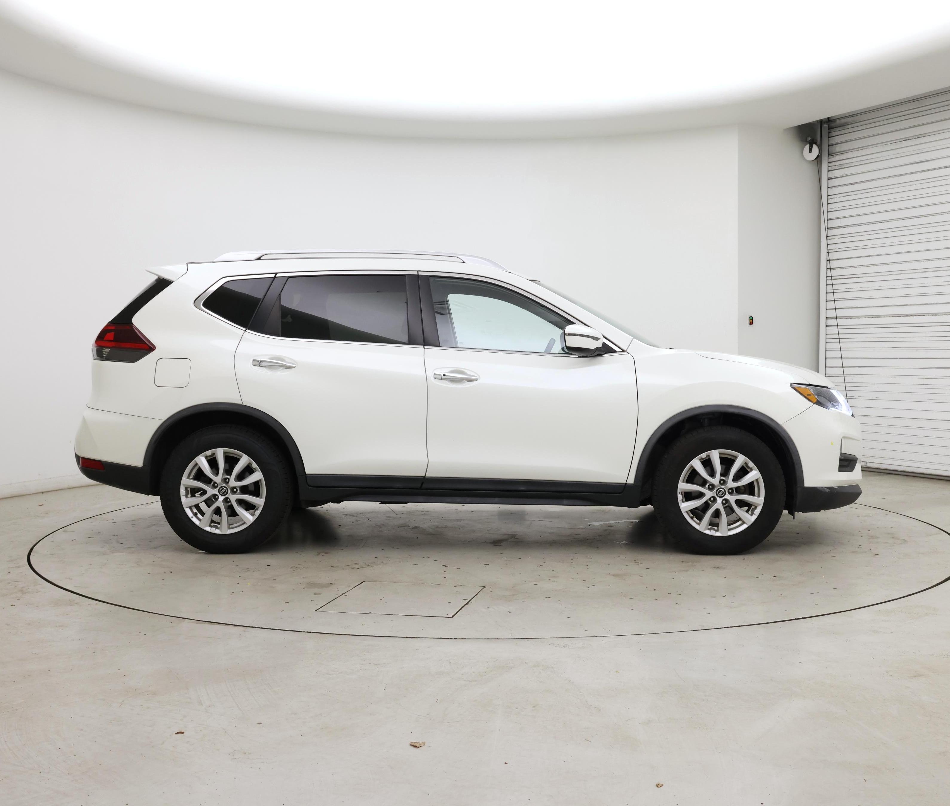 Thumbnail: 2020 Nissan Rogue - 7