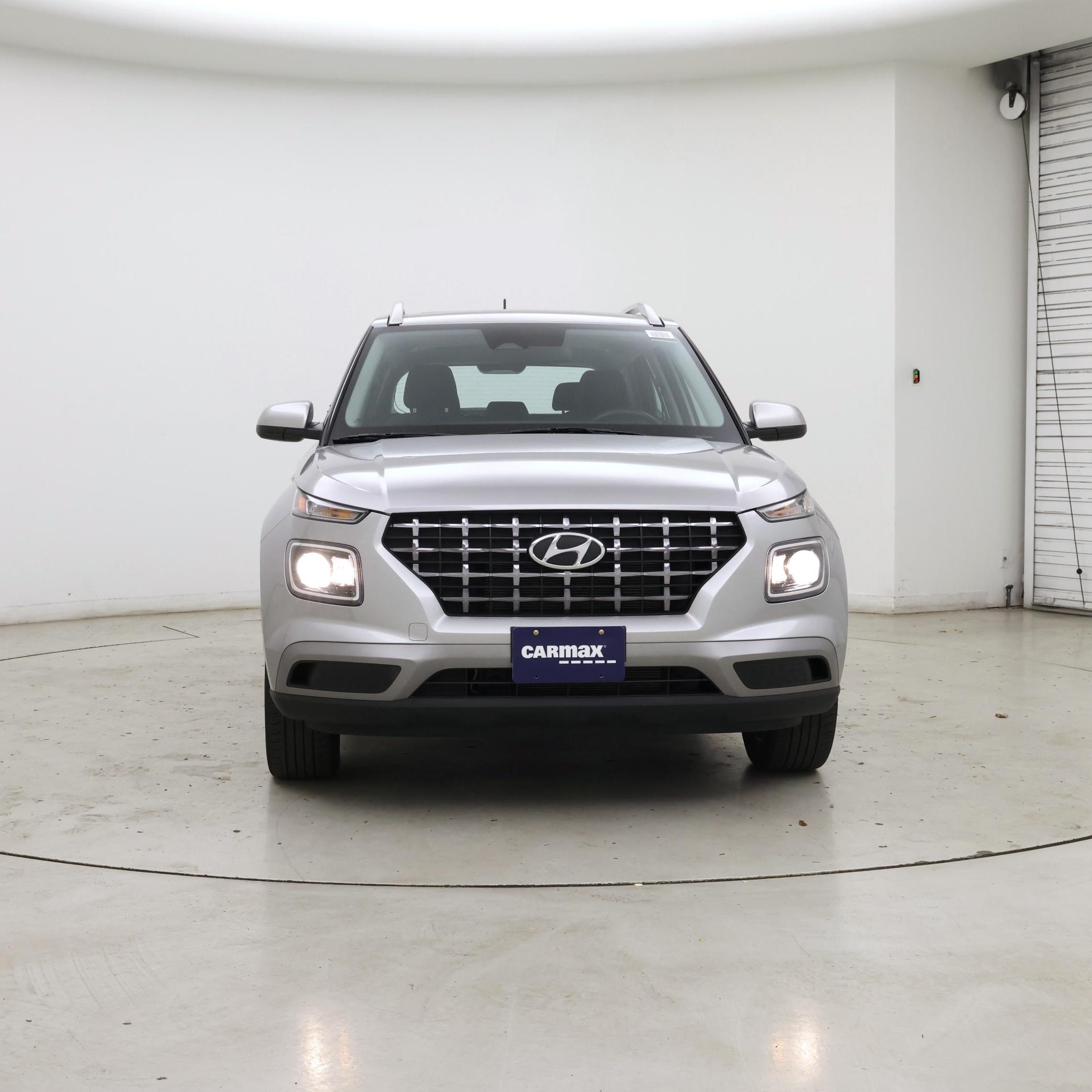 Thumbnail: 2023 Hyundai Venue - 5