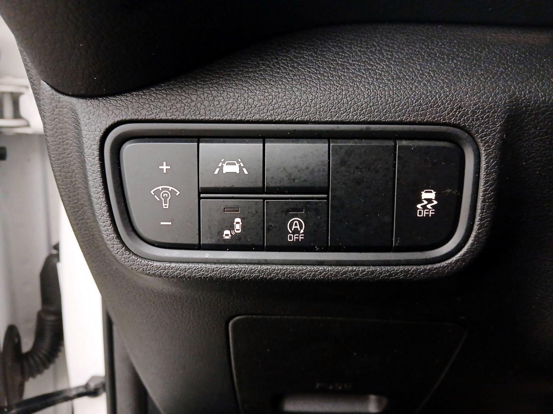 Thumbnail: 2022 Kia Soul - 13