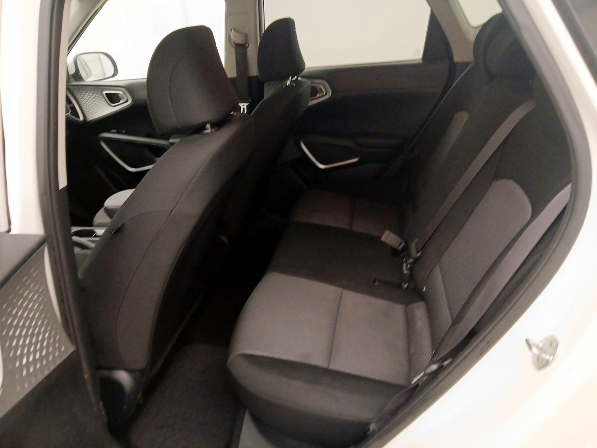 Thumbnail: 2022 Kia Soul - 19
