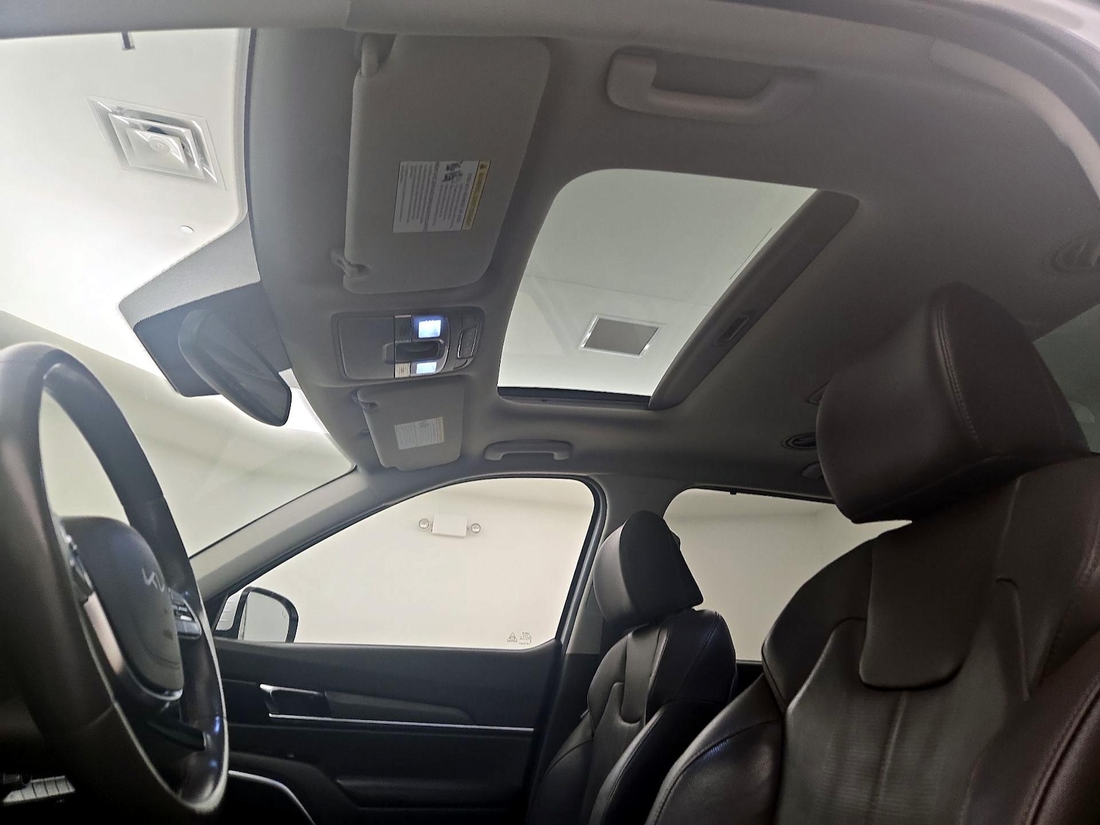 Sunroof(s) & Skylight(s)