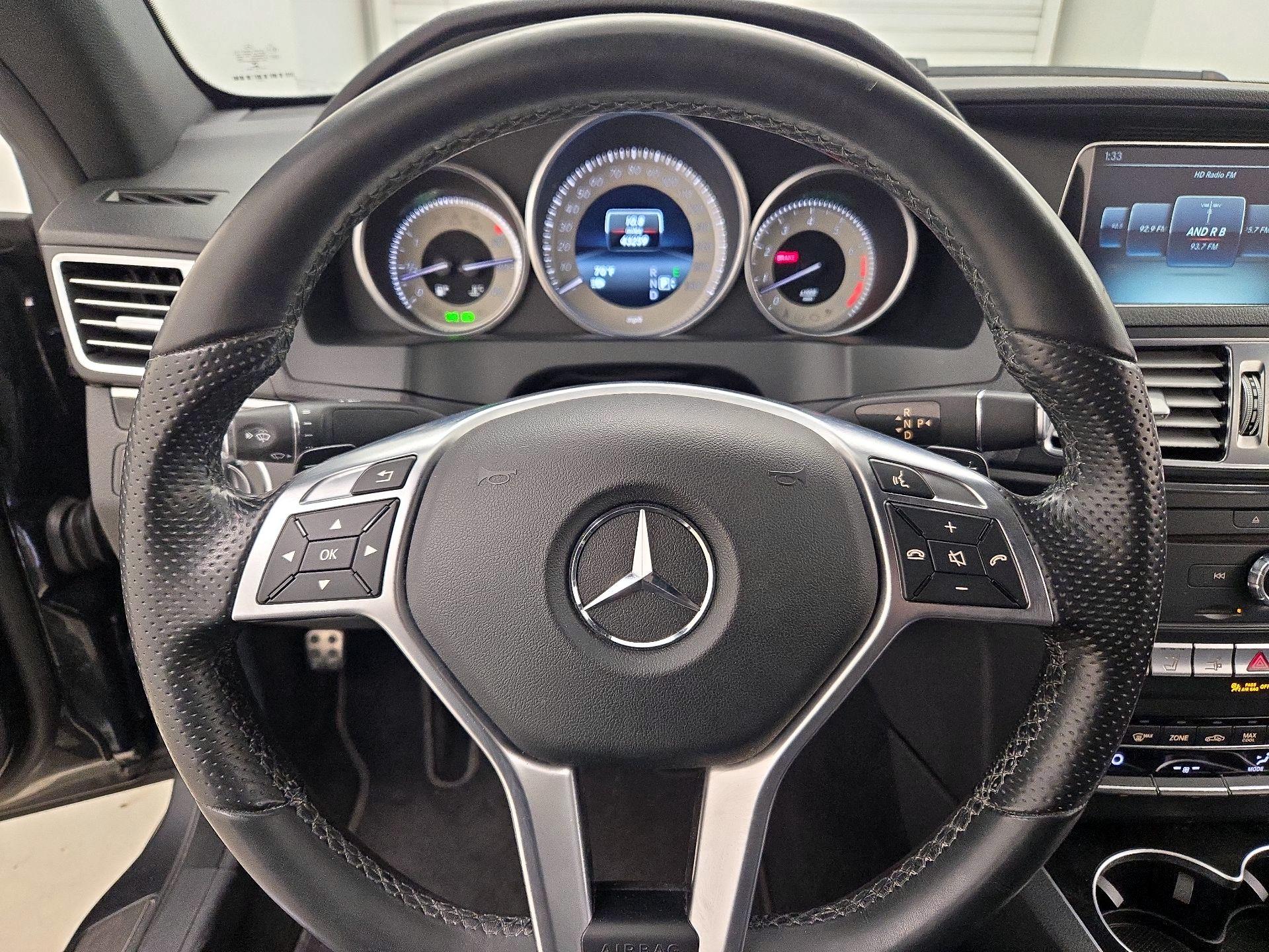 Thumbnail: 2016 Mercedes-Benz E-Class - 10