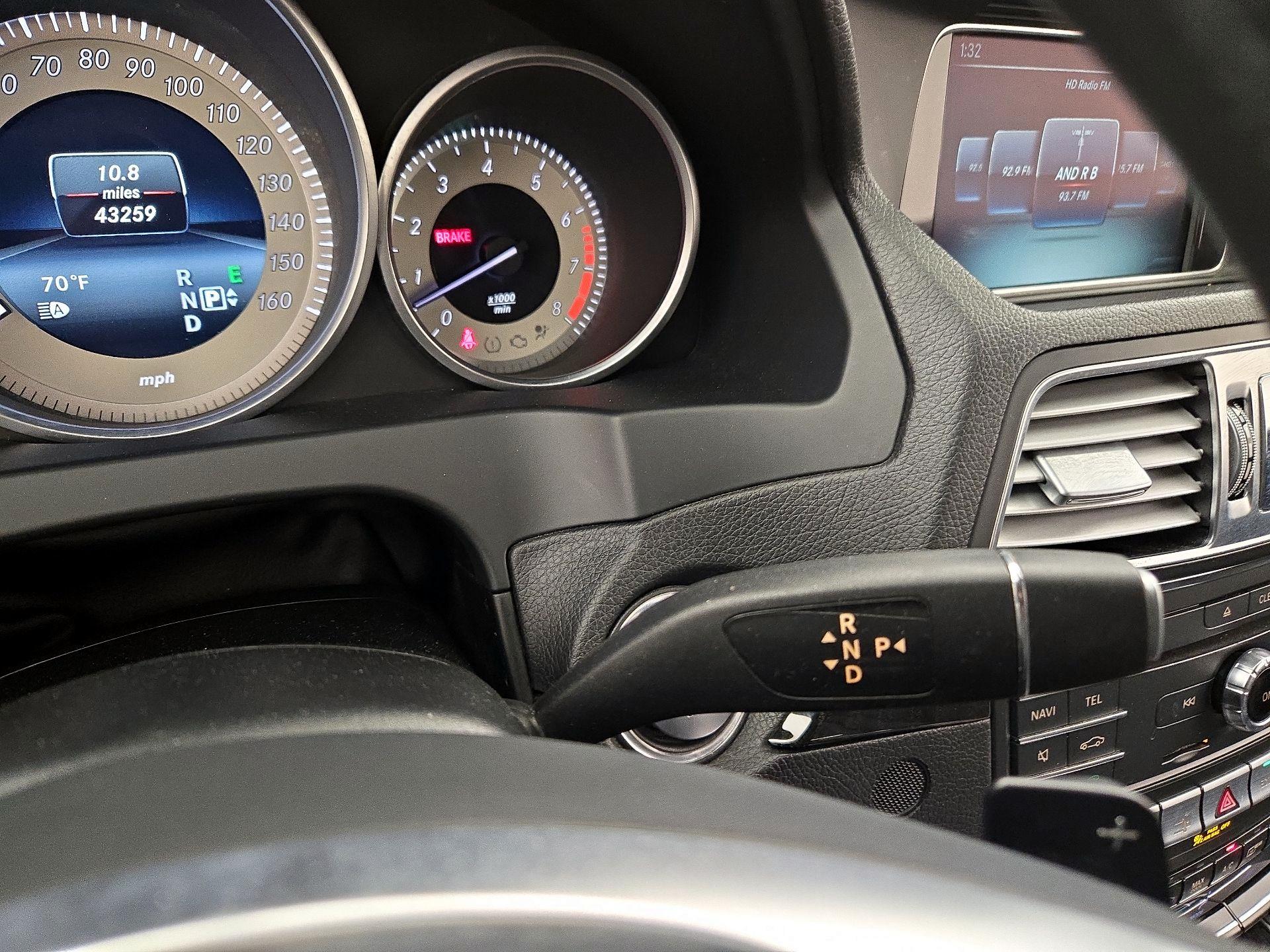 Thumbnail: 2016 Mercedes-Benz E-Class - 17