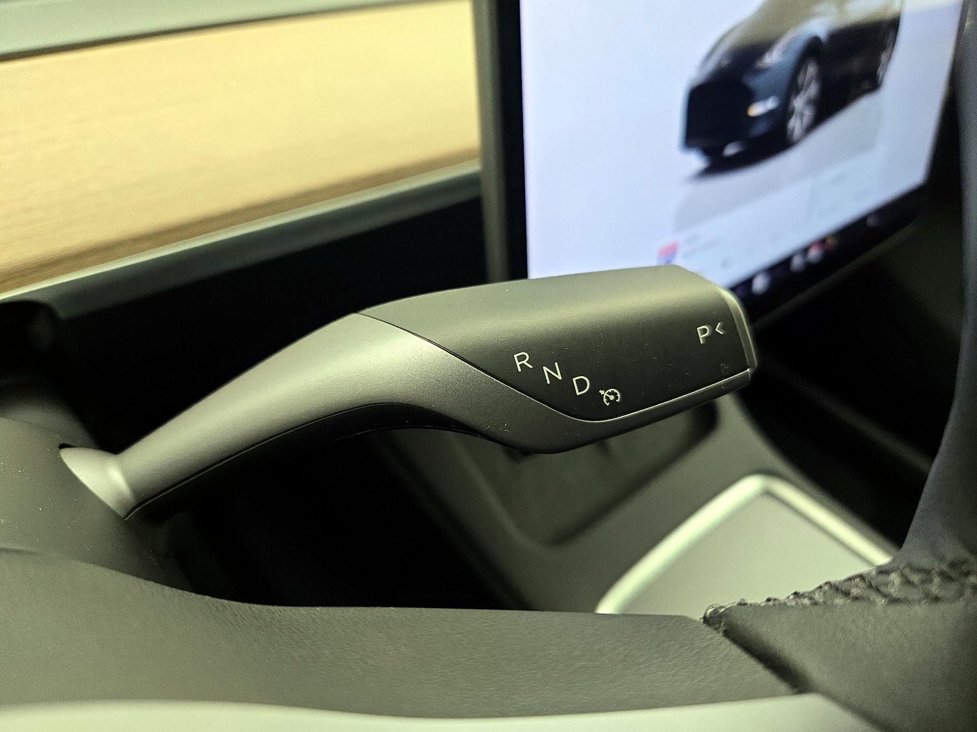 Thumbnail: 2024 Tesla Model Y - 17