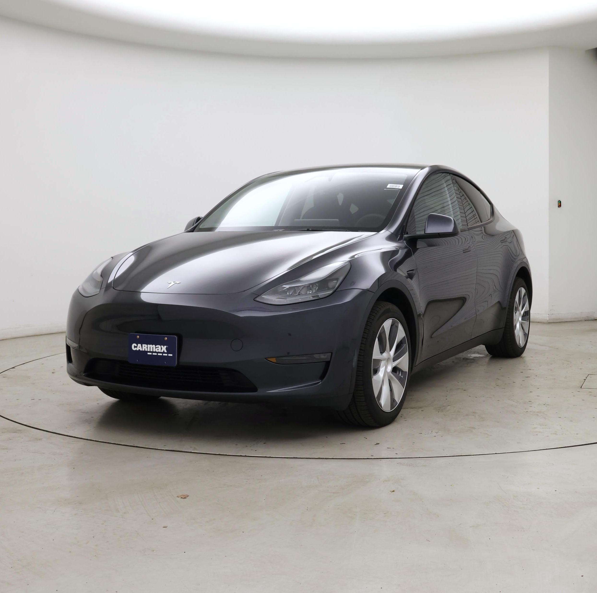 Thumbnail: 2024 Tesla Model Y - 4