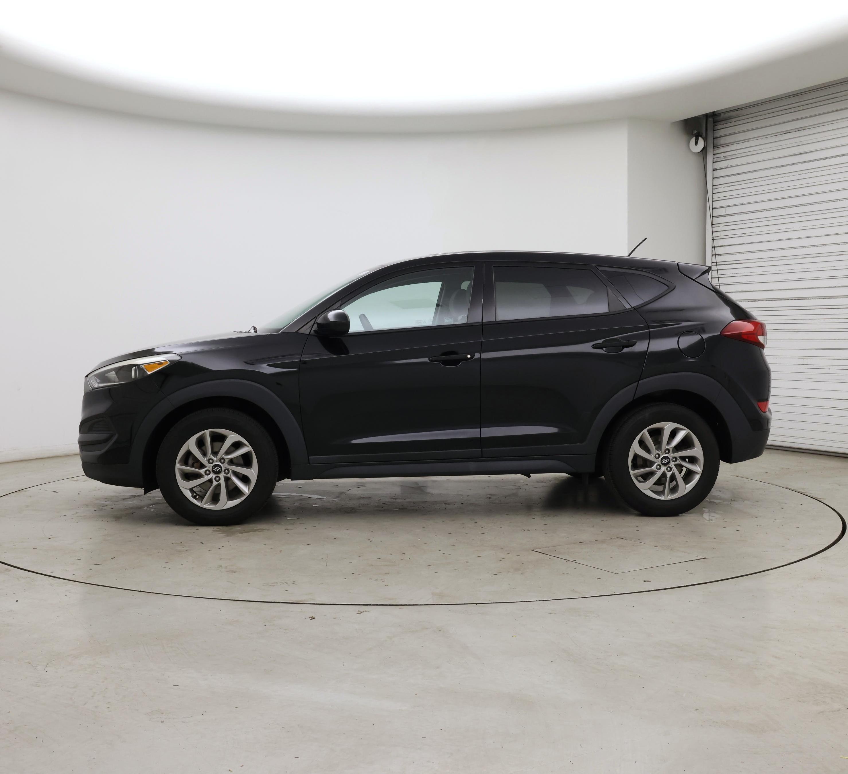 Thumbnail: 2018 Hyundai Tucson - 3