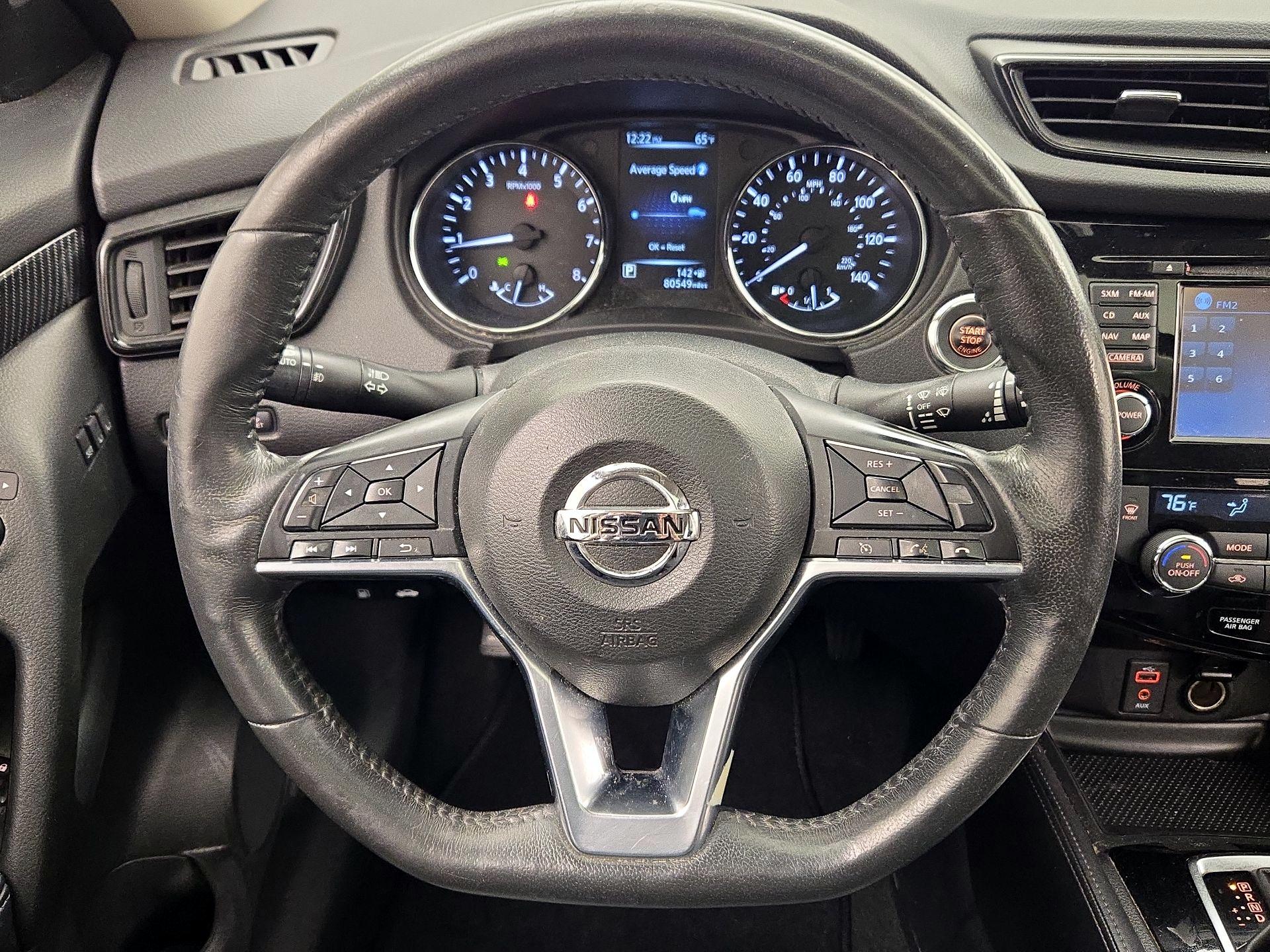 Thumbnail: 2017 Nissan Rogue - 10