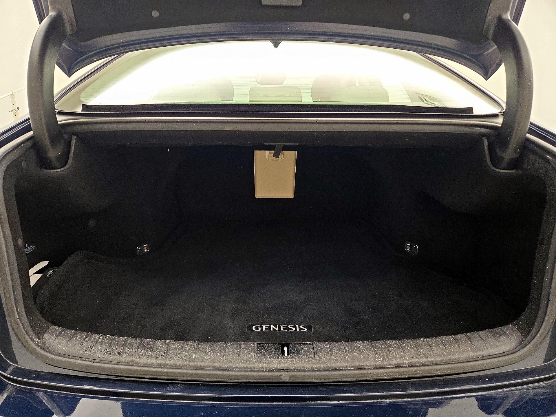 Thumbnail: 2019 Genesis G80 - 16
