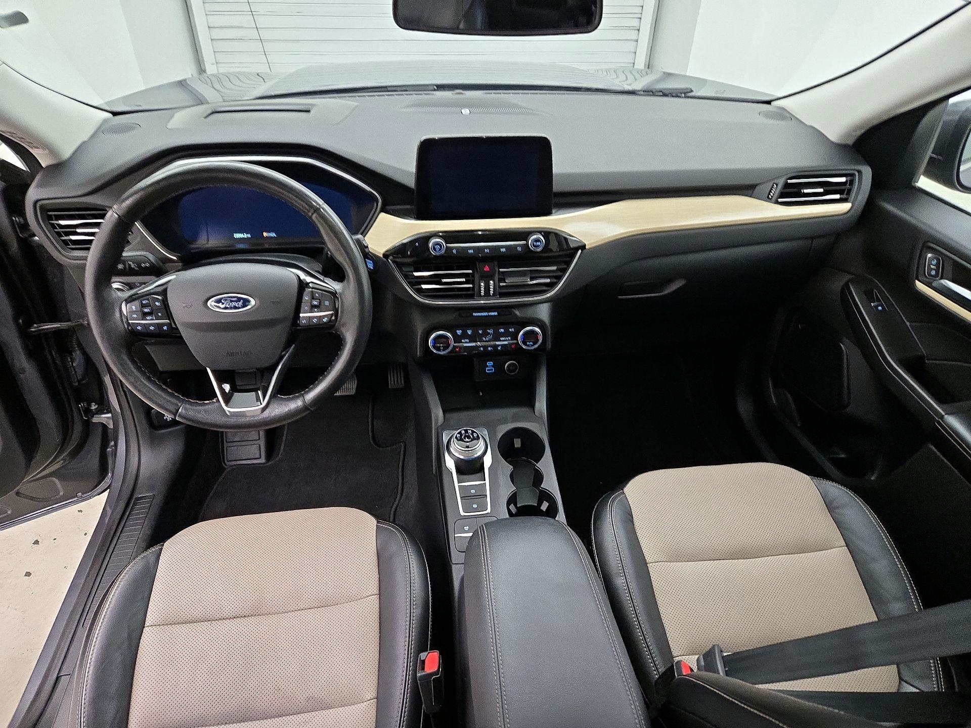Thumbnail: 2021 Ford Escape - 9