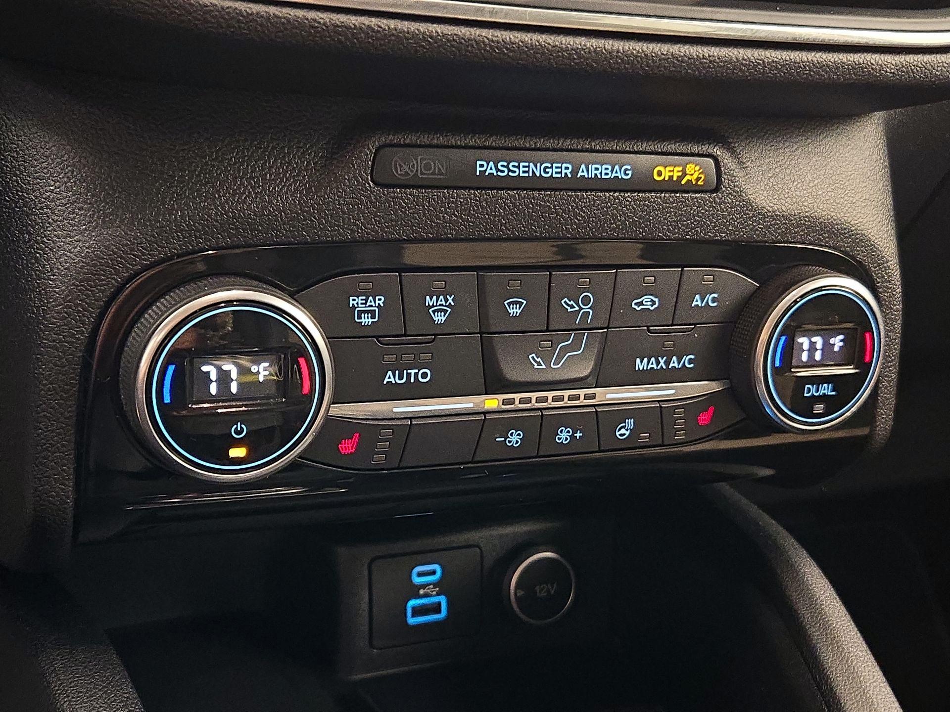 Thumbnail: 2021 Ford Escape - 16