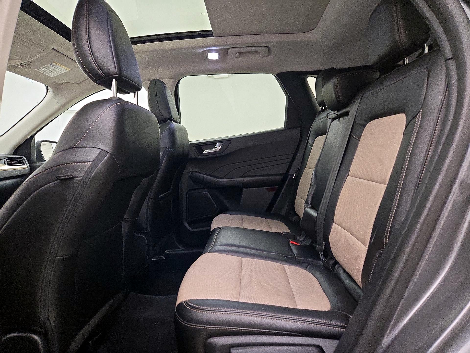 Thumbnail: 2021 Ford Escape - 20