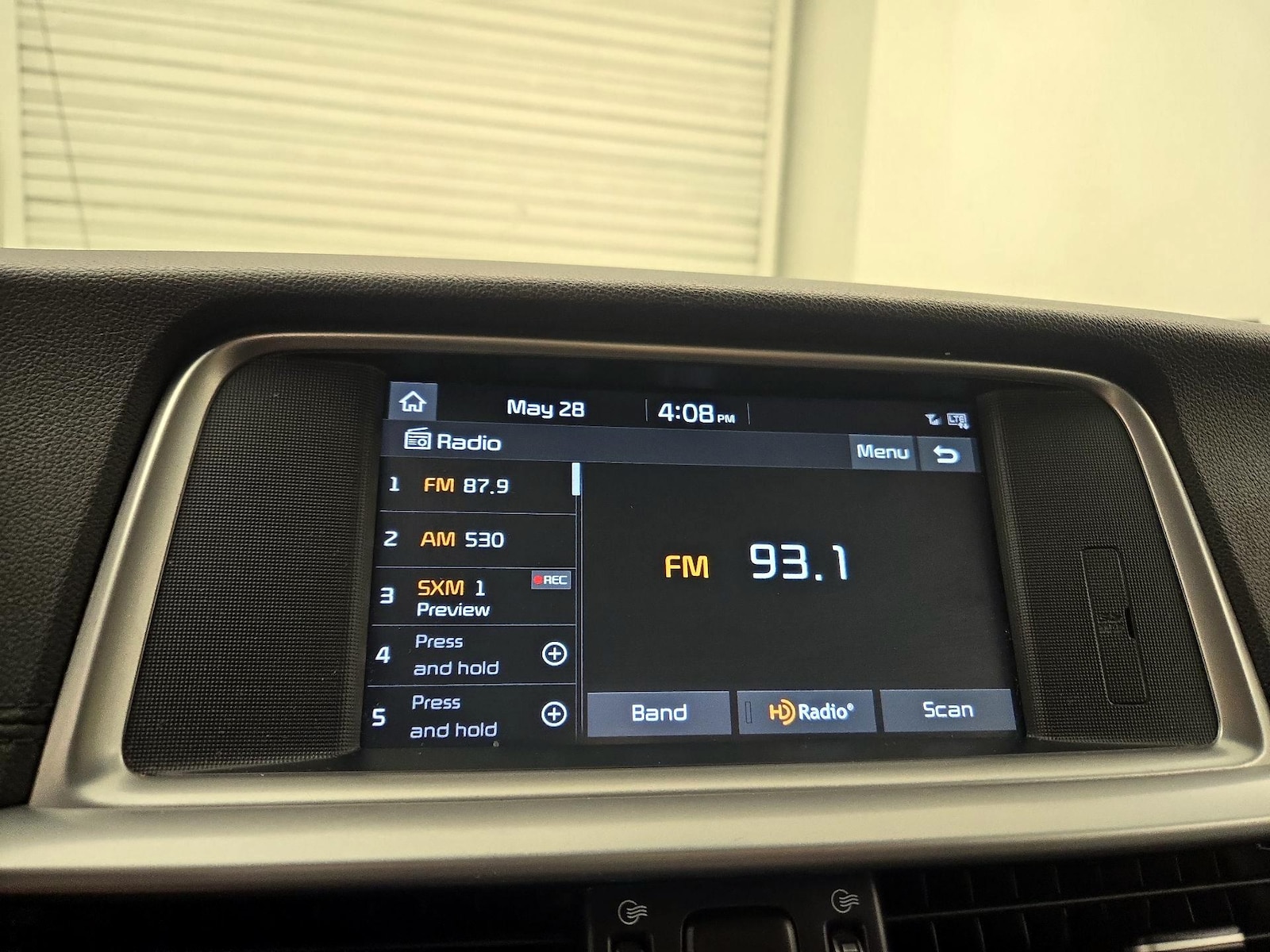 2020 Kia Optima EX - Photo 17