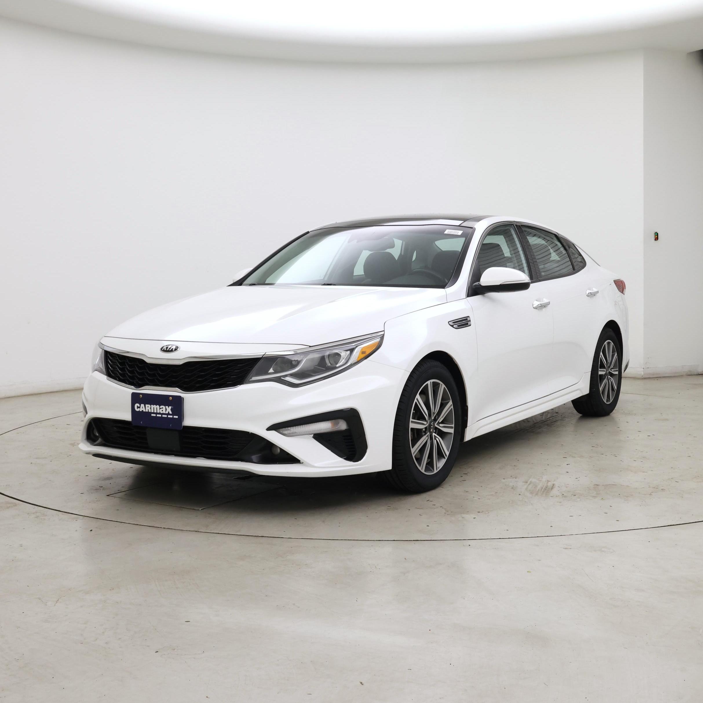 Thumbnail: 2020 Kia Optima - 4