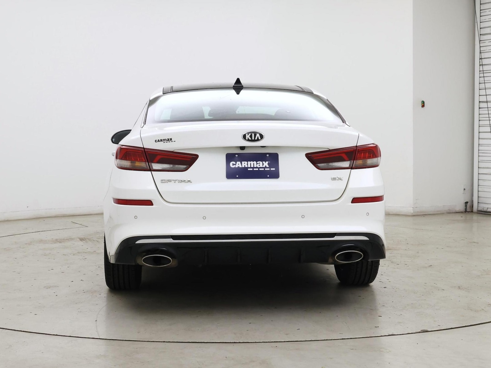 2020 Kia Optima EX - Photo 7