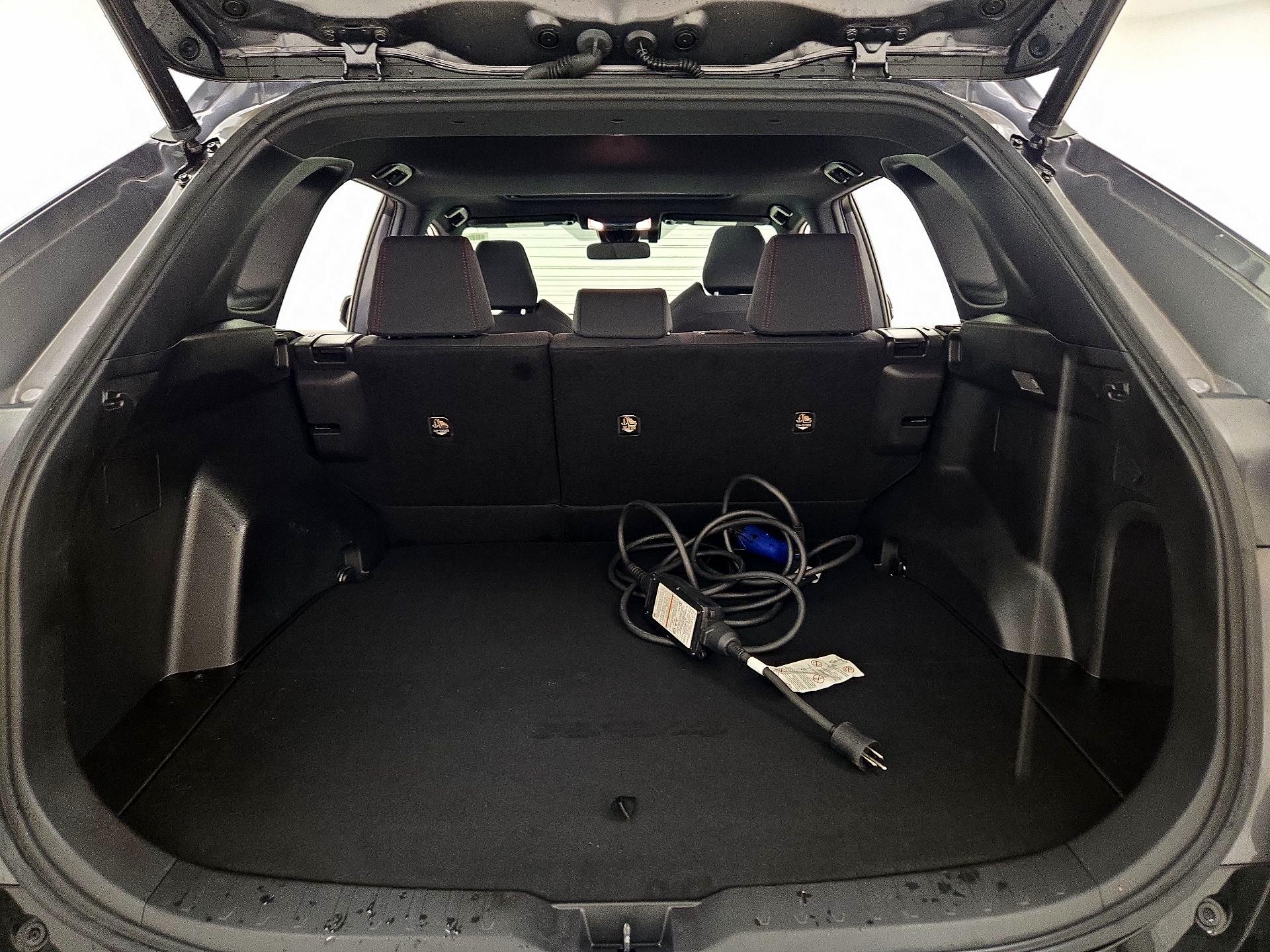 Thumbnail: 2021 Toyota RAV4 - 19