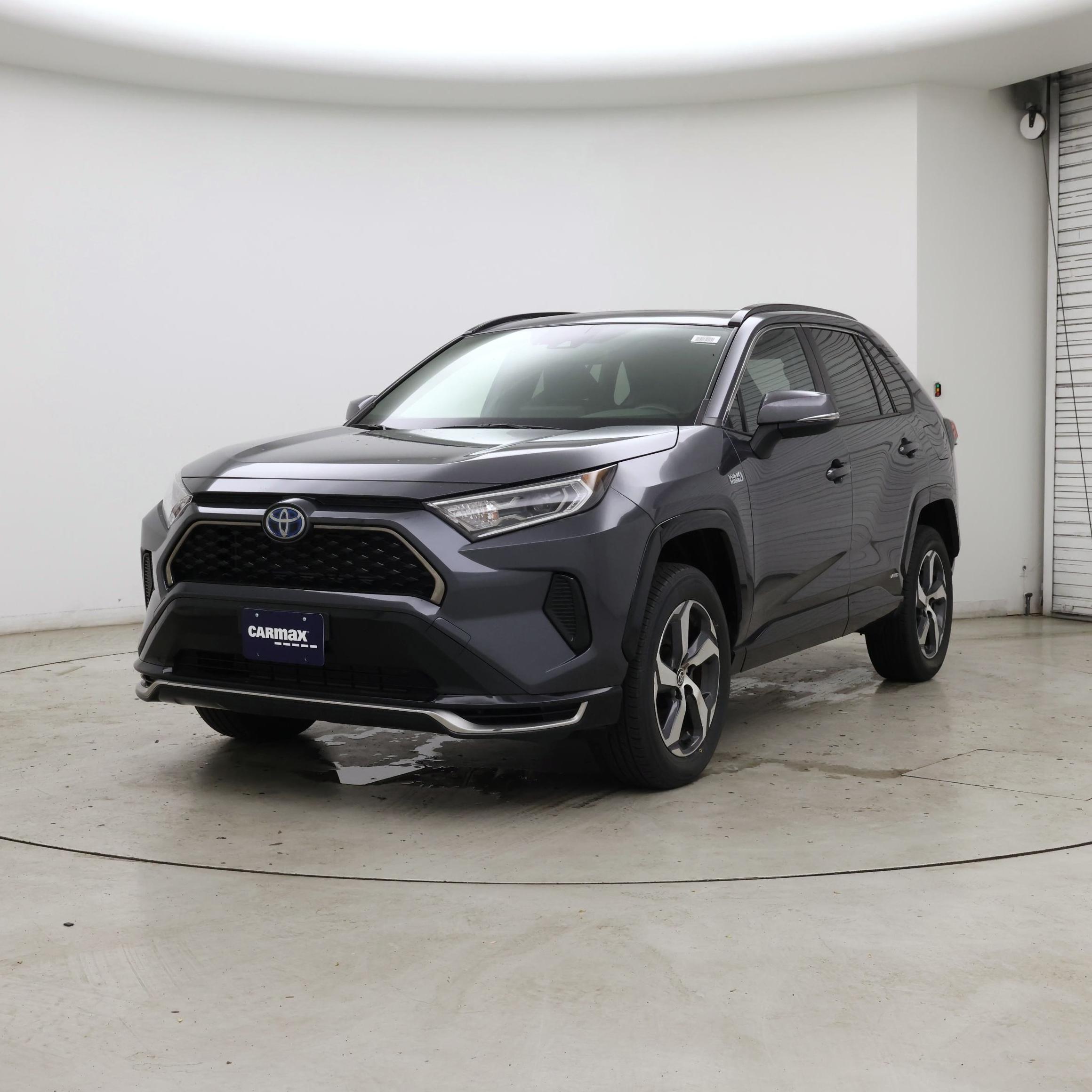 Thumbnail: 2021 Toyota RAV4 - 4