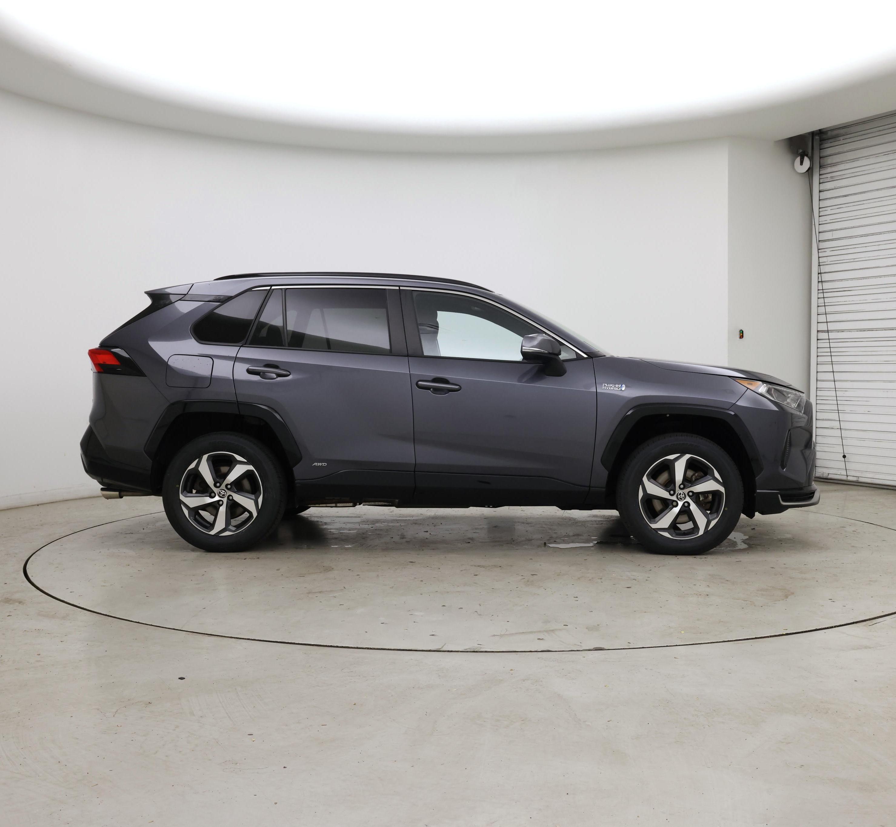 Thumbnail: 2021 Toyota RAV4 - 7