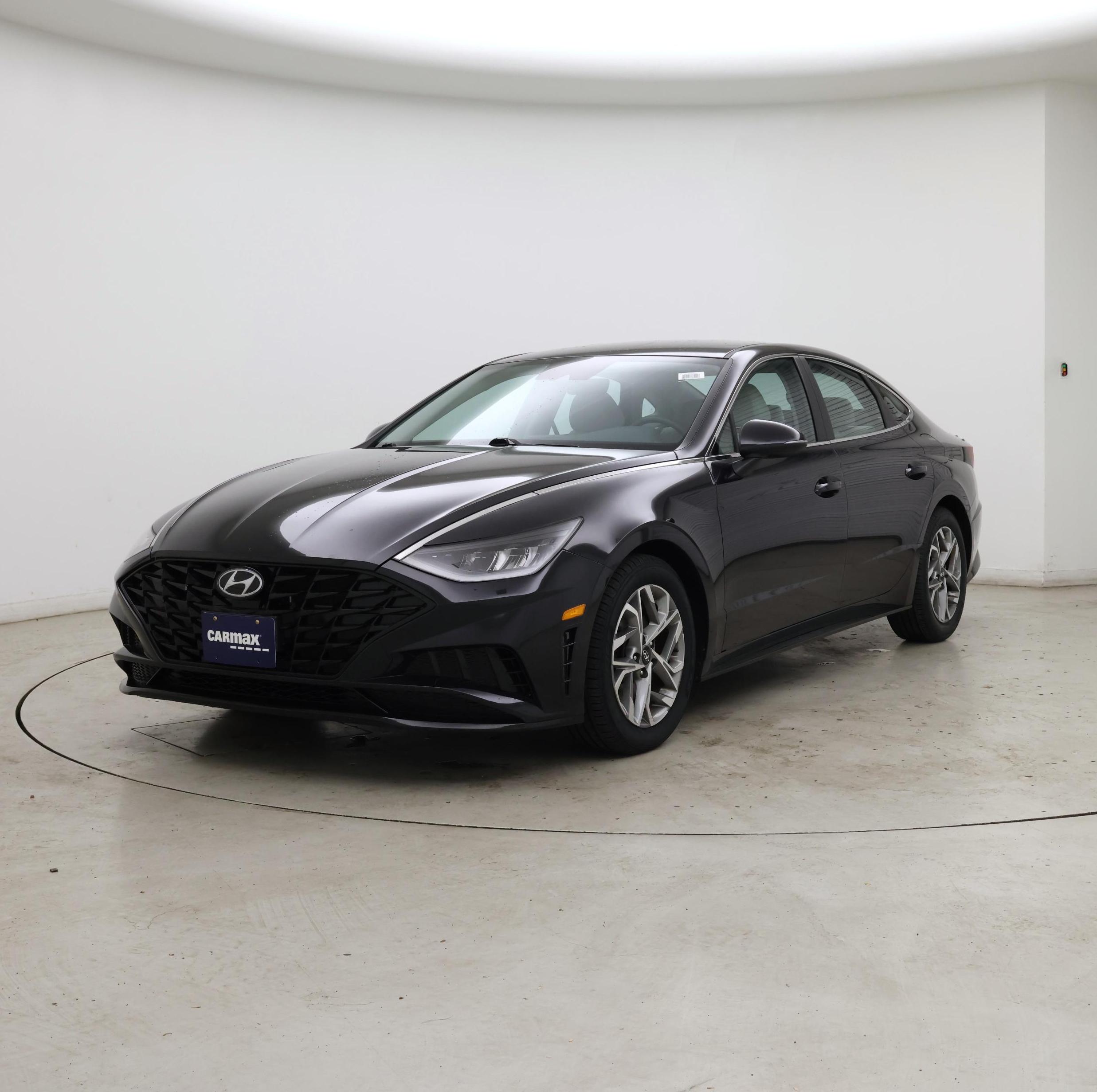 Thumbnail: 2023 Hyundai Sonata - 4
