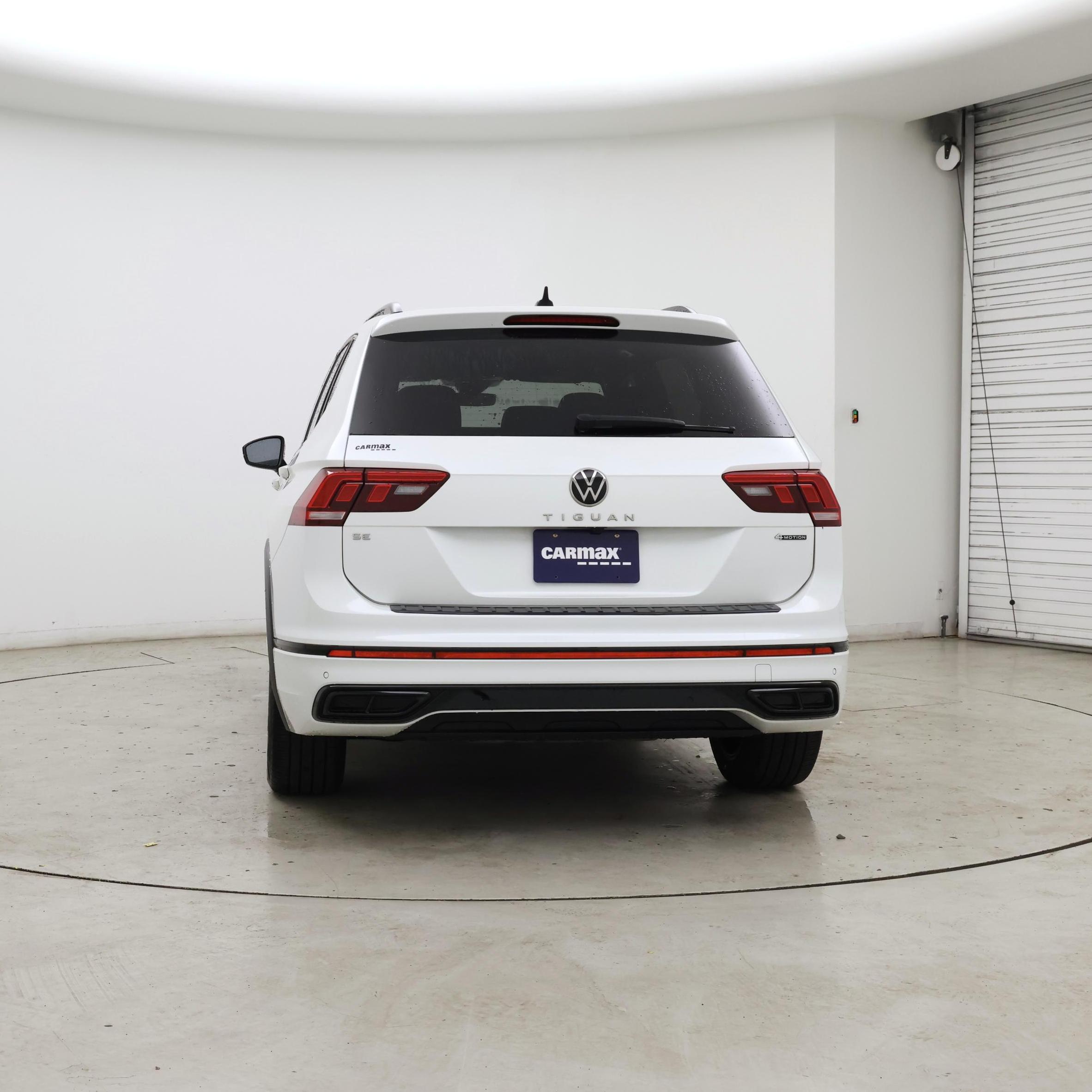 Thumbnail: 2023 Volkswagen Tiguan - 6