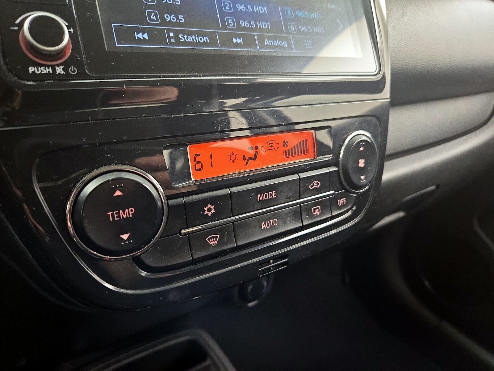 2022 Mitsubishi Mirage G4 SE - Photo 16