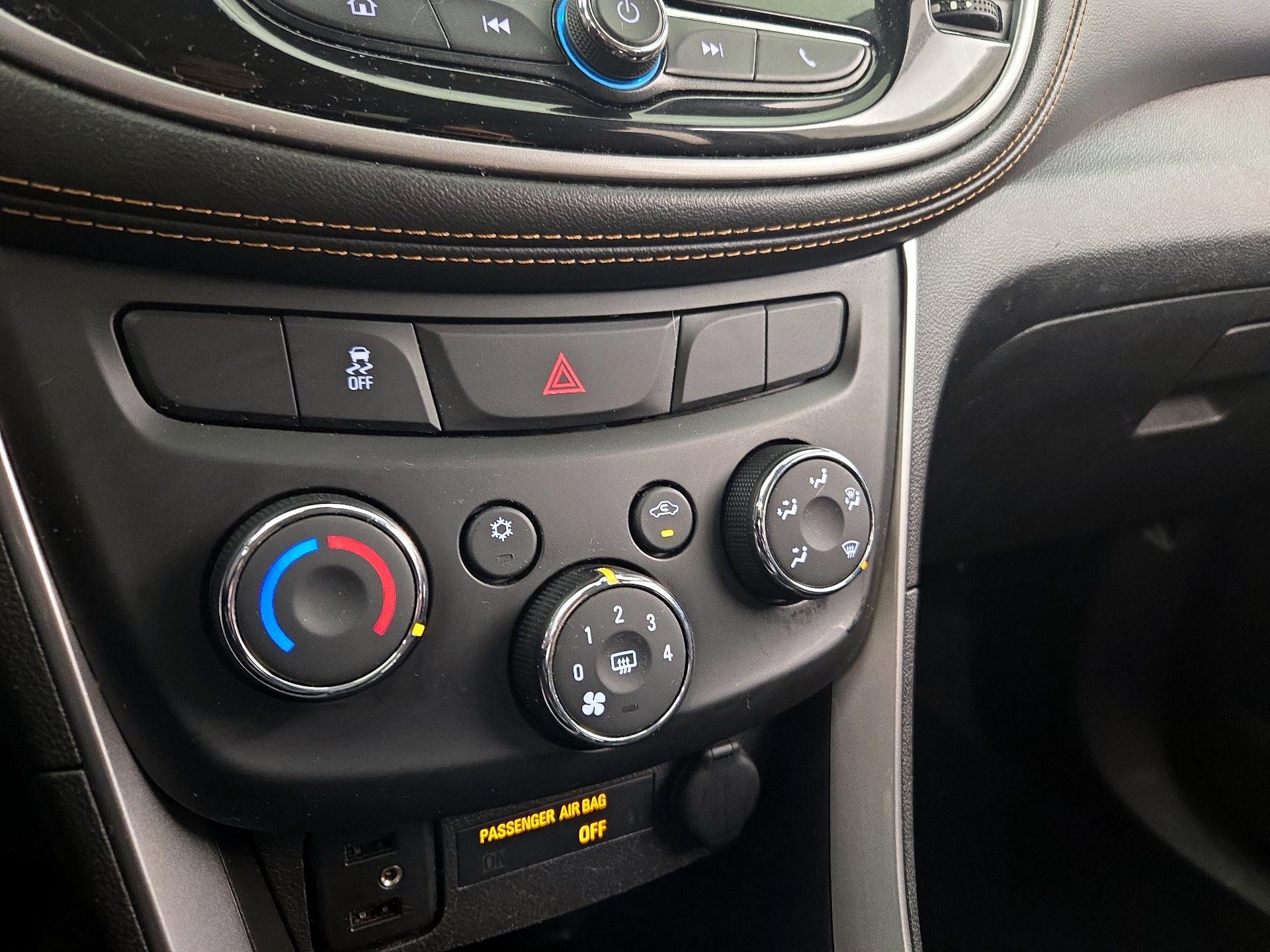 Thumbnail: 2019 Chevrolet Trax - 15