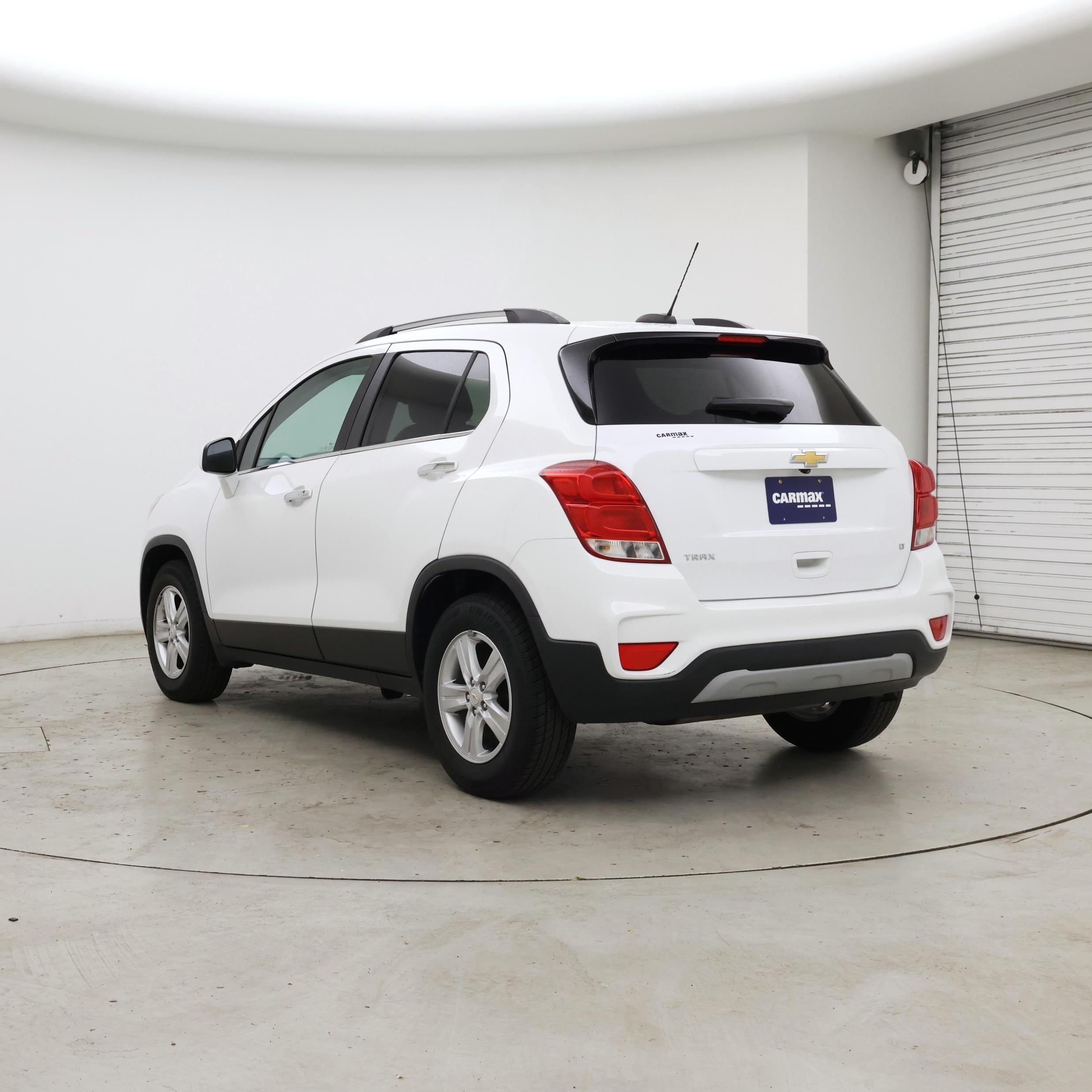 Thumbnail: 2019 Chevrolet Trax - 2