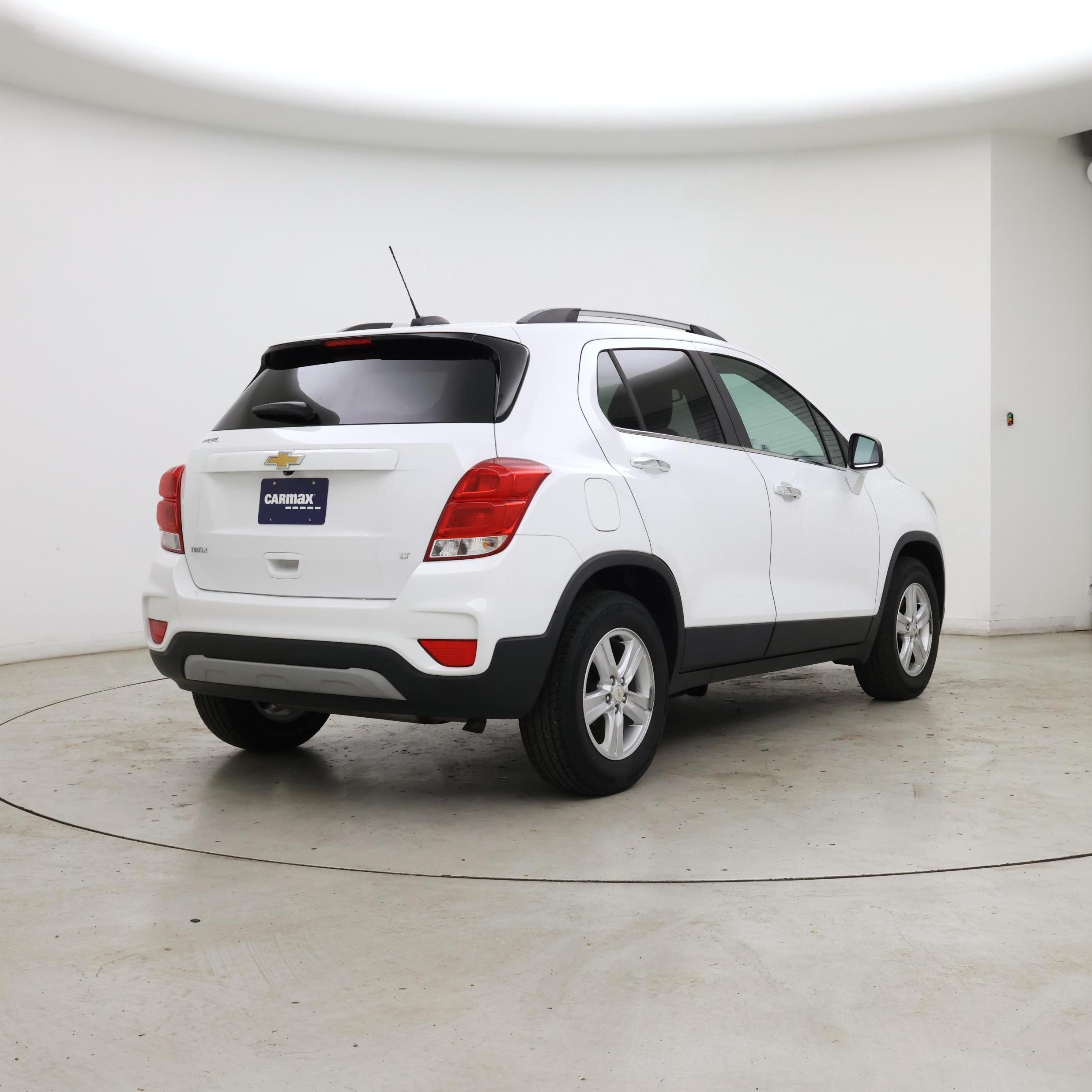 Thumbnail: 2019 Chevrolet Trax - 8