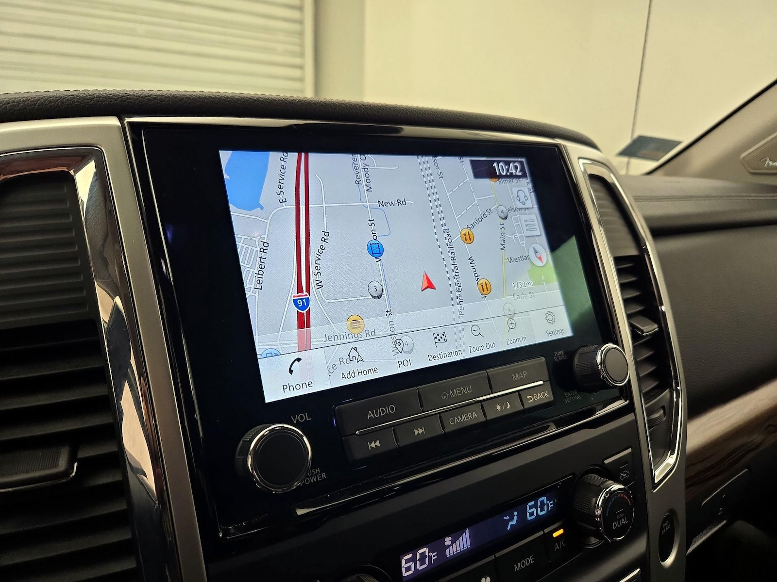 2020 Nissan Titan SL - Photo 15