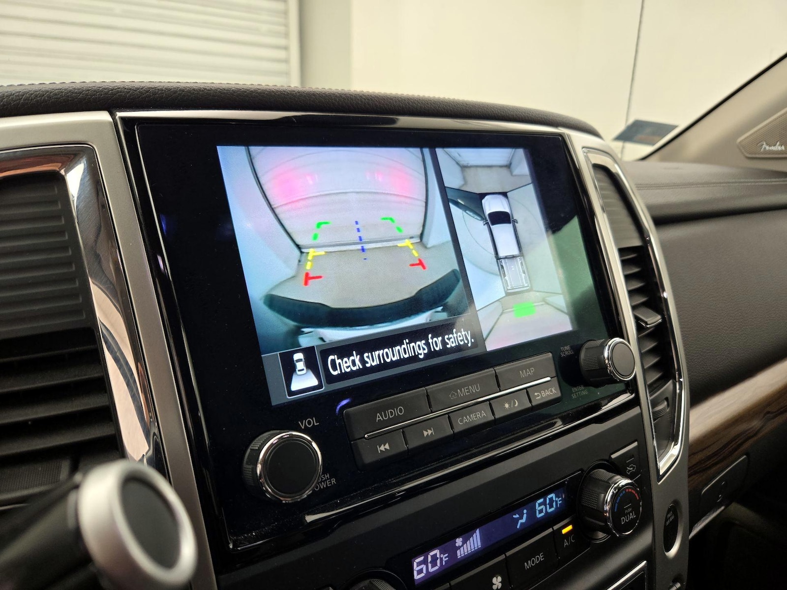 2020 Nissan Titan SL - Photo 16