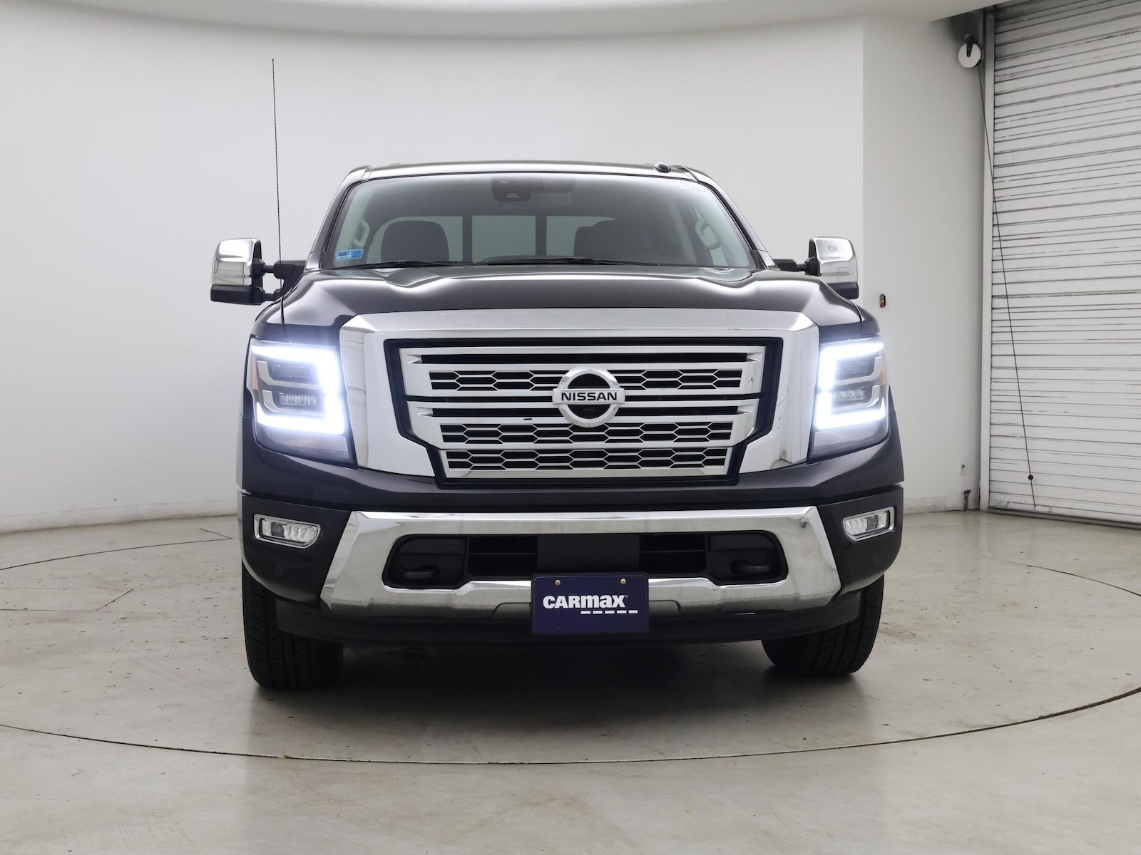 2020 Nissan Titan SL - Photo 6