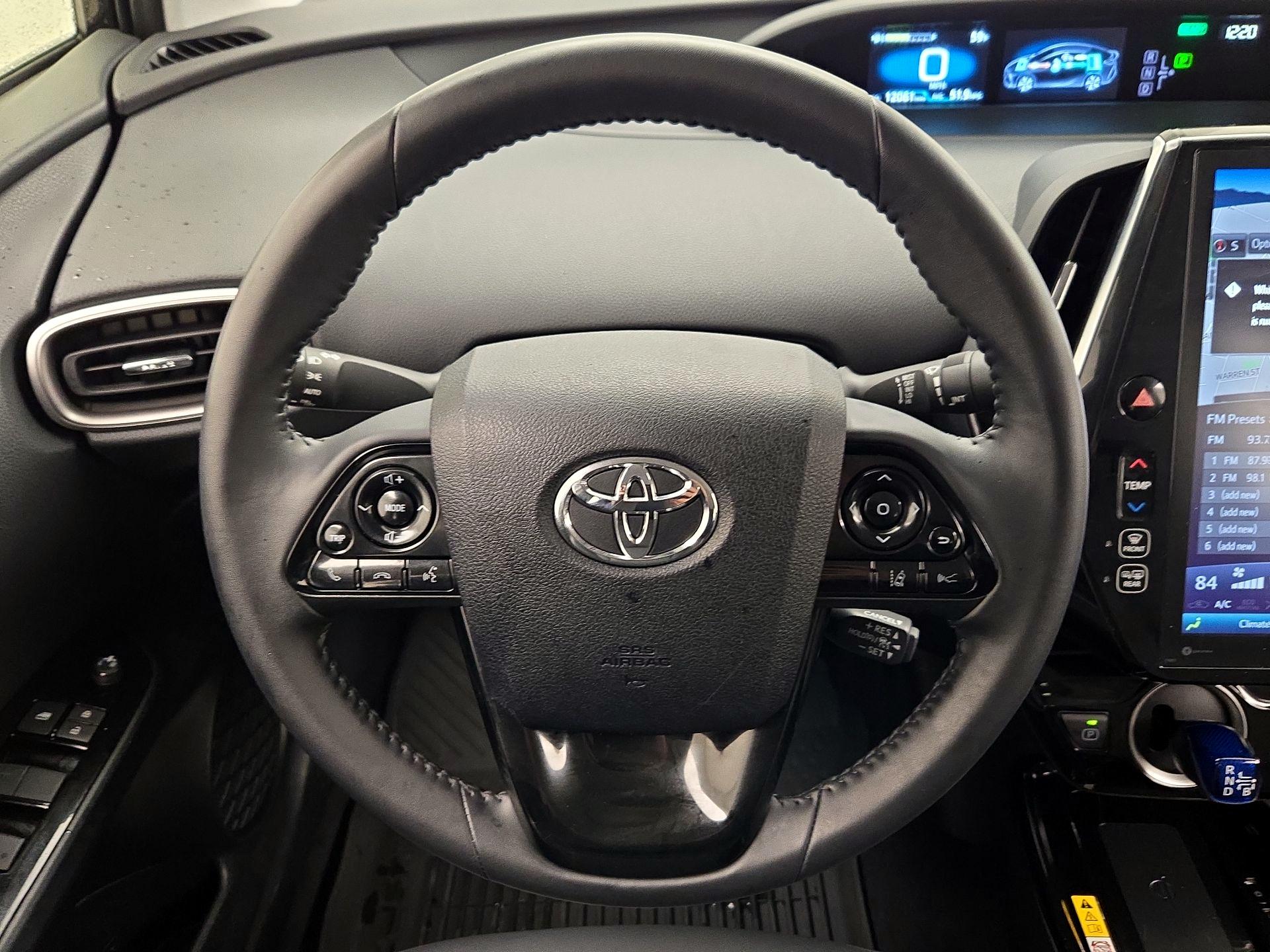 Thumbnail: 2022 Toyota Prius Prime - 10