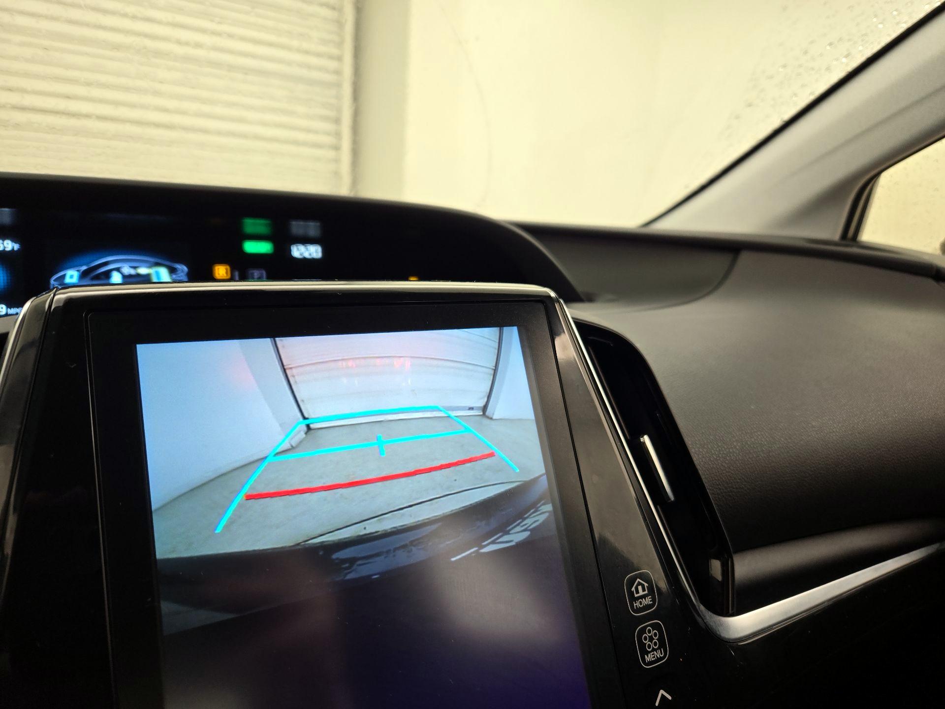 Thumbnail: 2022 Toyota Prius Prime - 13