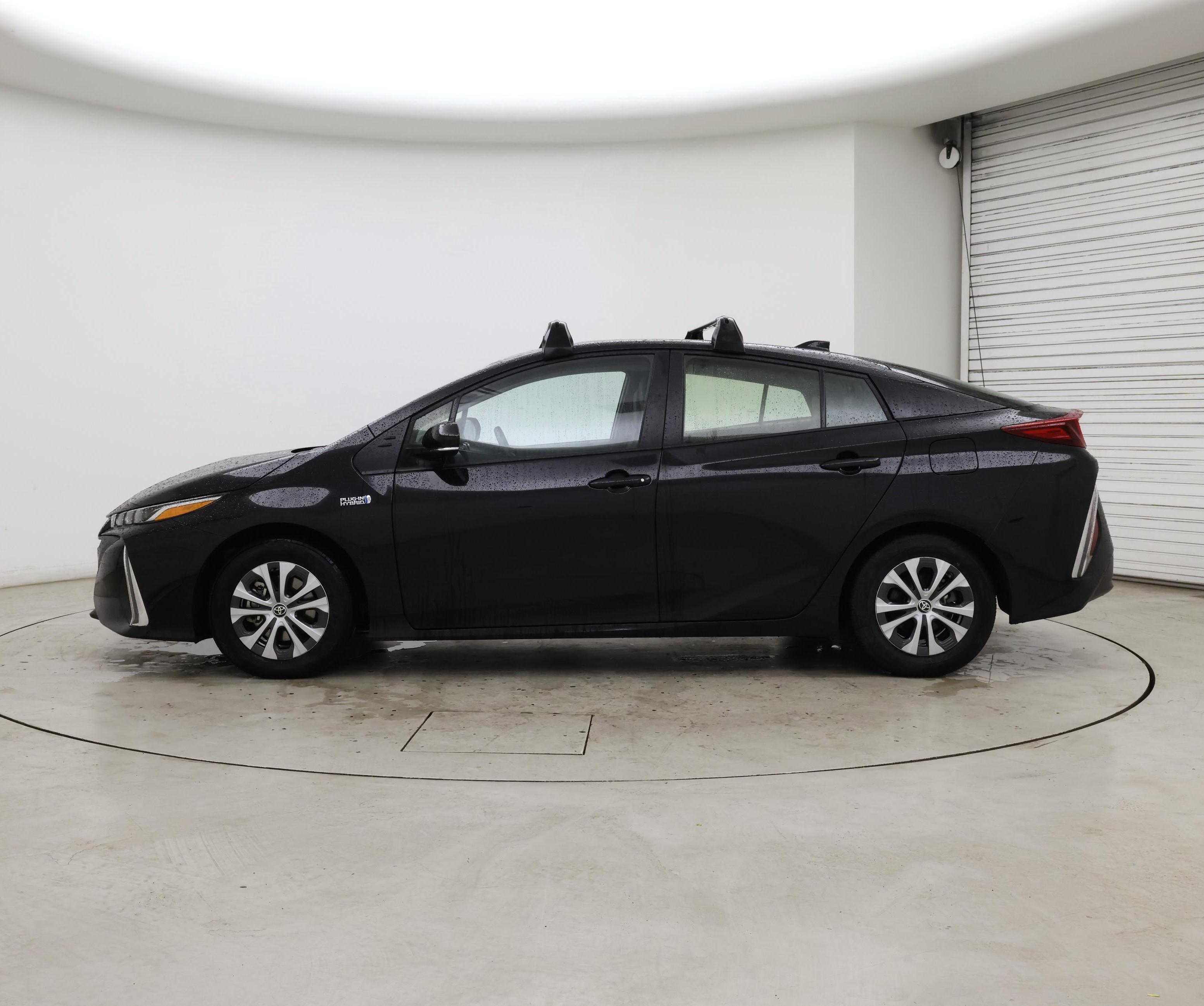 Thumbnail: 2022 Toyota Prius Prime - 3