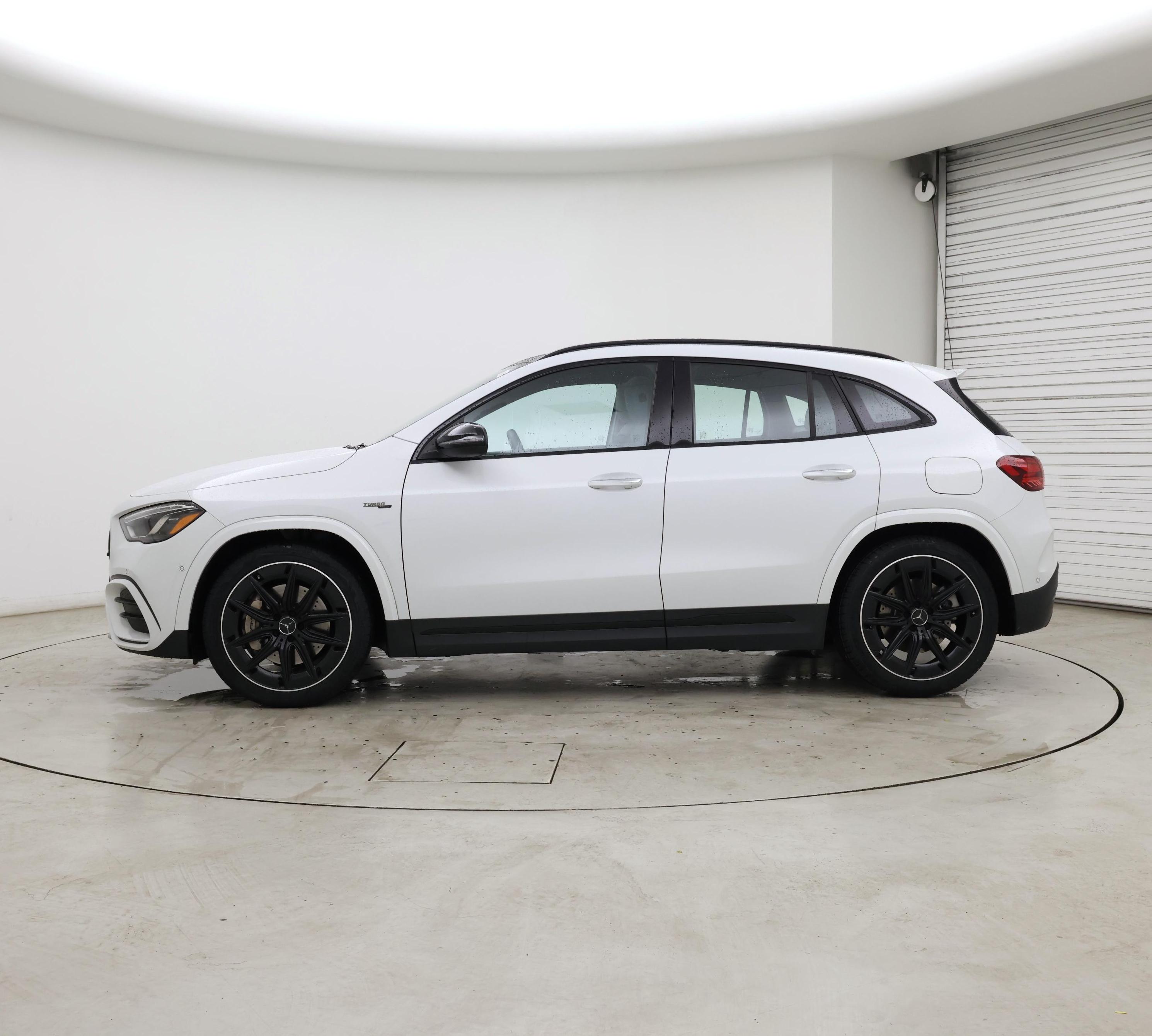 Thumbnail: 2024 Mercedes-Benz GLA - 3