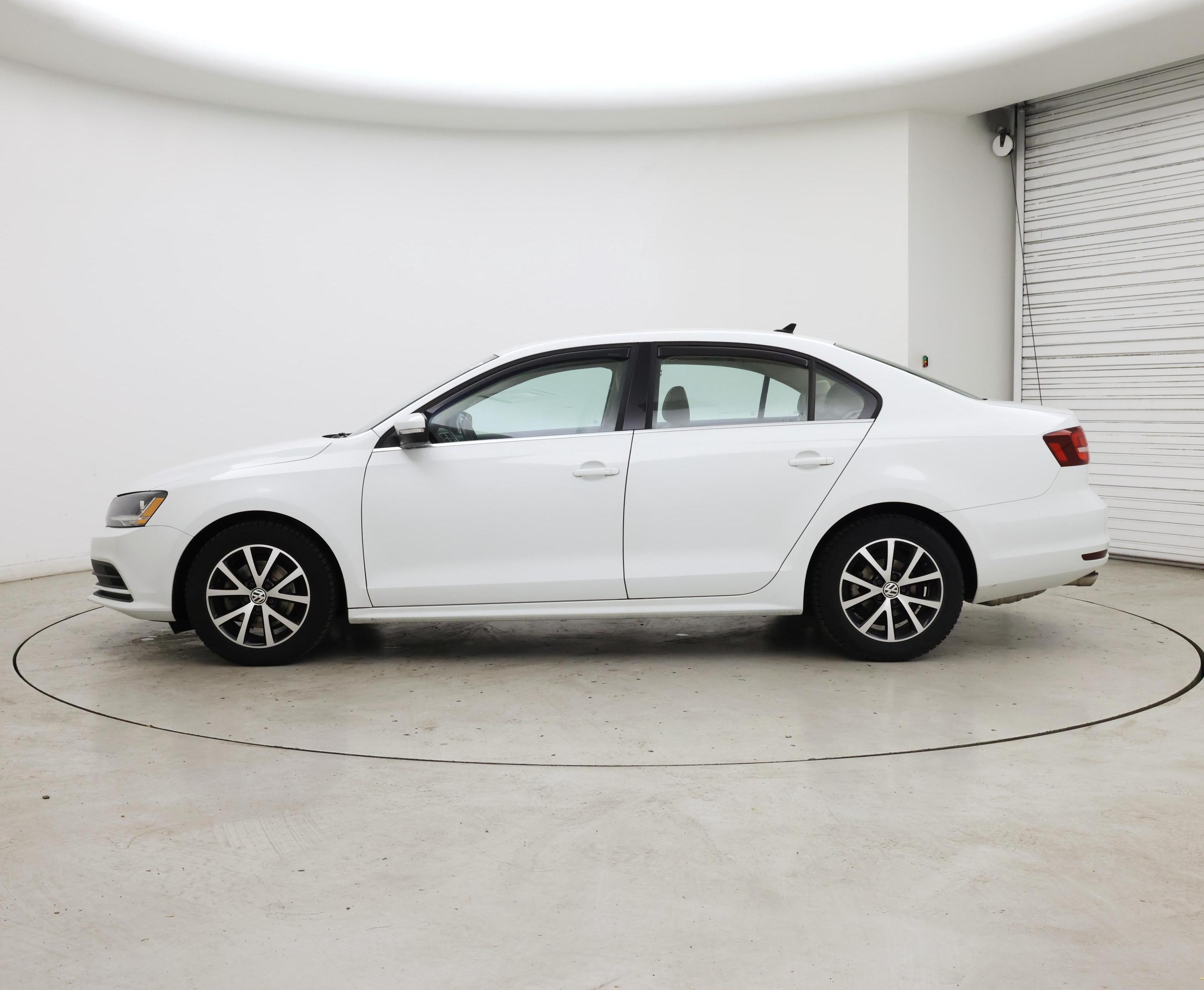 Thumbnail: 2017 Volkswagen Jetta - 3