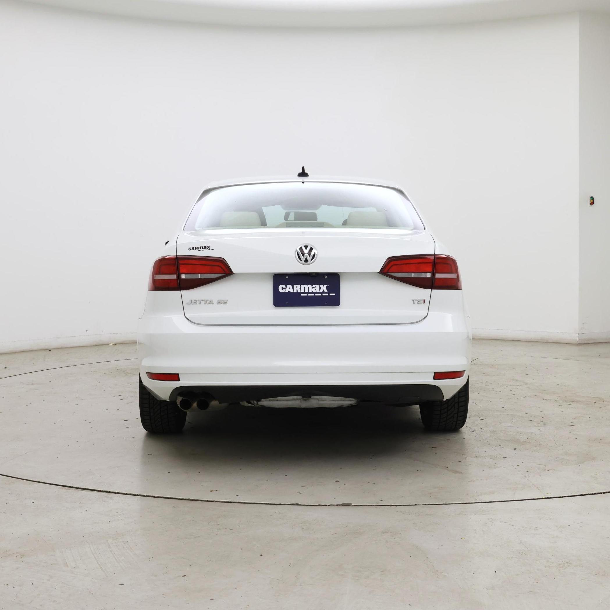 Thumbnail: 2017 Volkswagen Jetta - 6