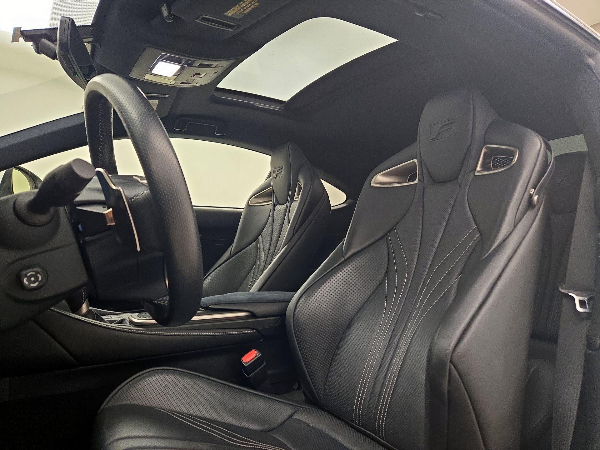 Thumbnail: 2017 Lexus RC - 20
