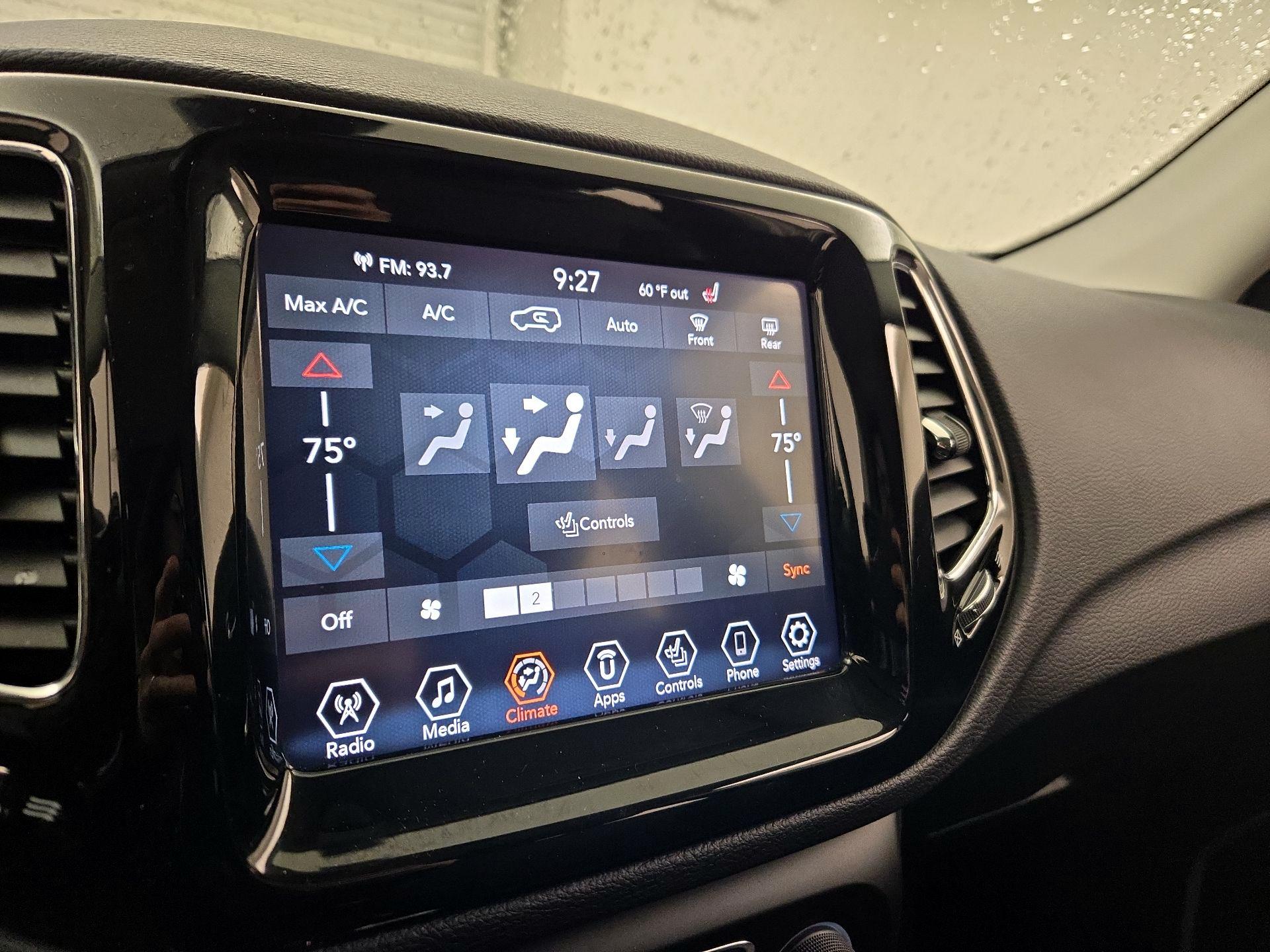 Thumbnail: 2021 Jeep Compass - 15