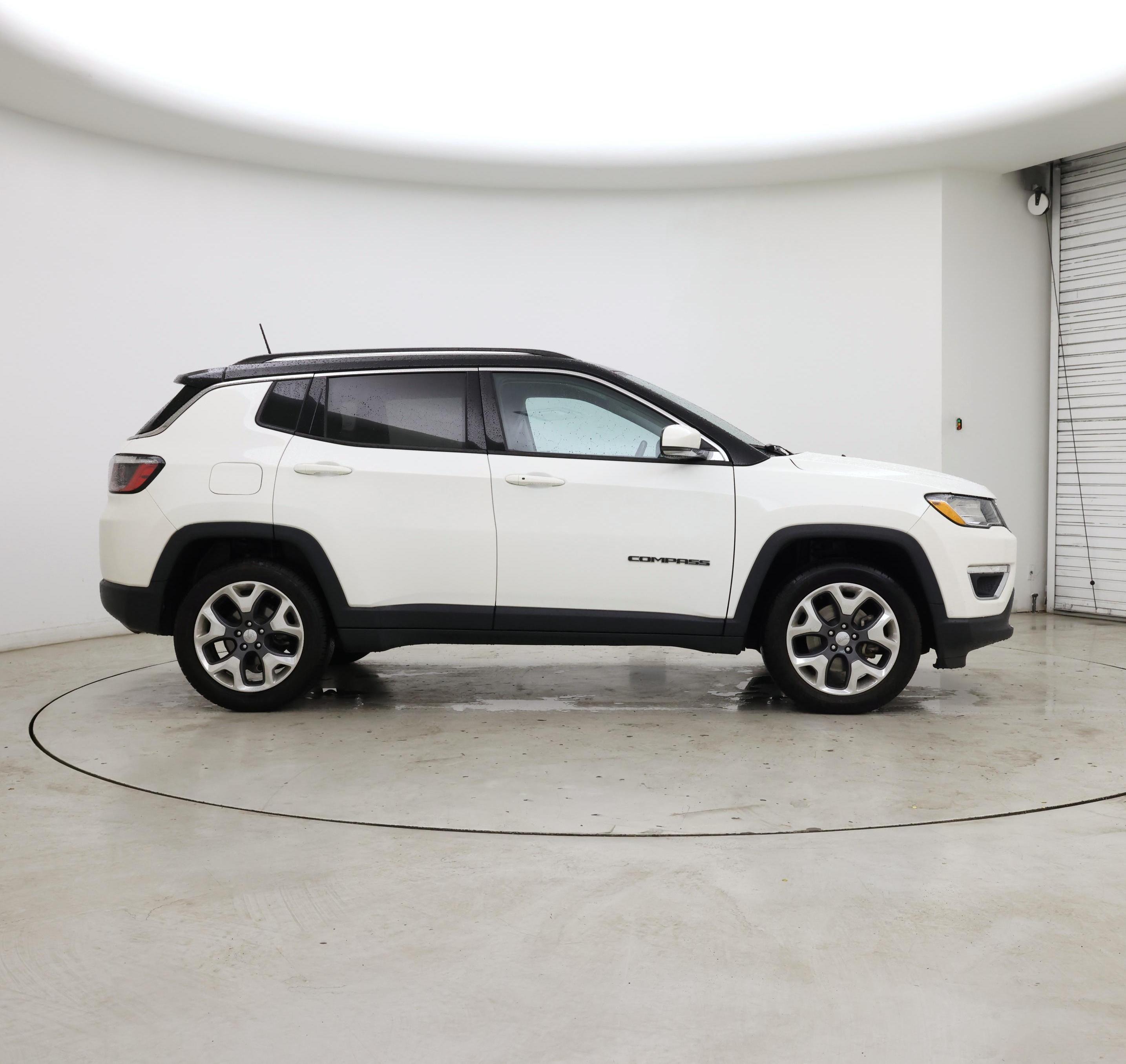 Thumbnail: 2021 Jeep Compass - 7