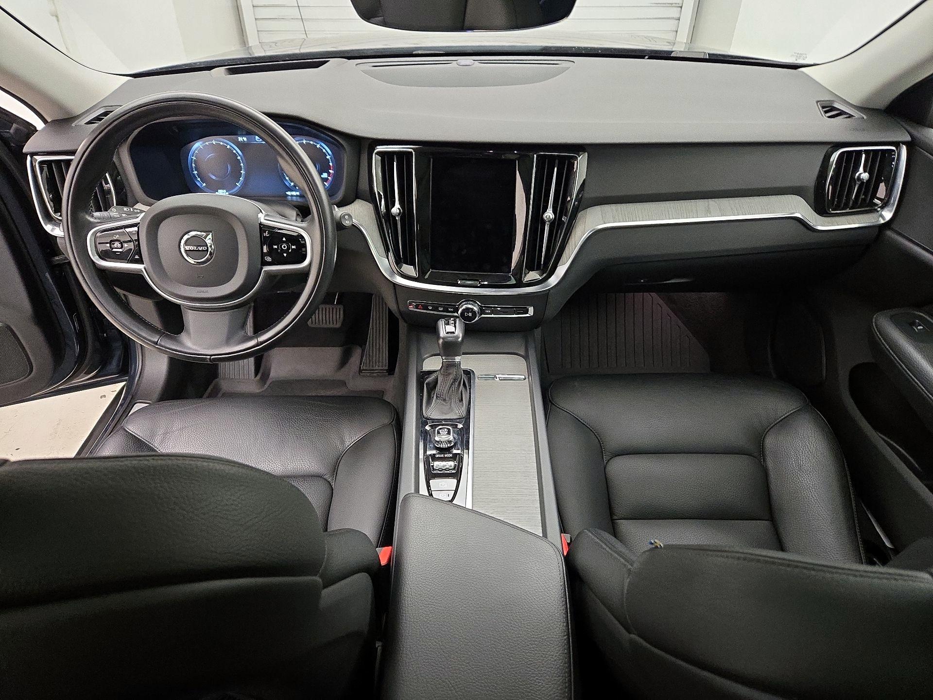 Thumbnail: 2021 Volvo S60 - 9