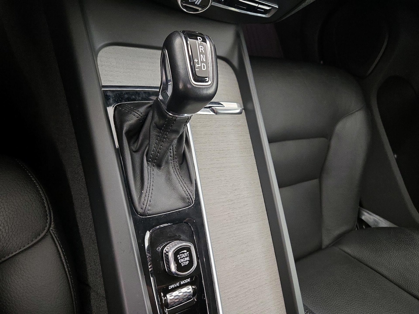 2021 Volvo V60 Cross Country Base - Photo 18