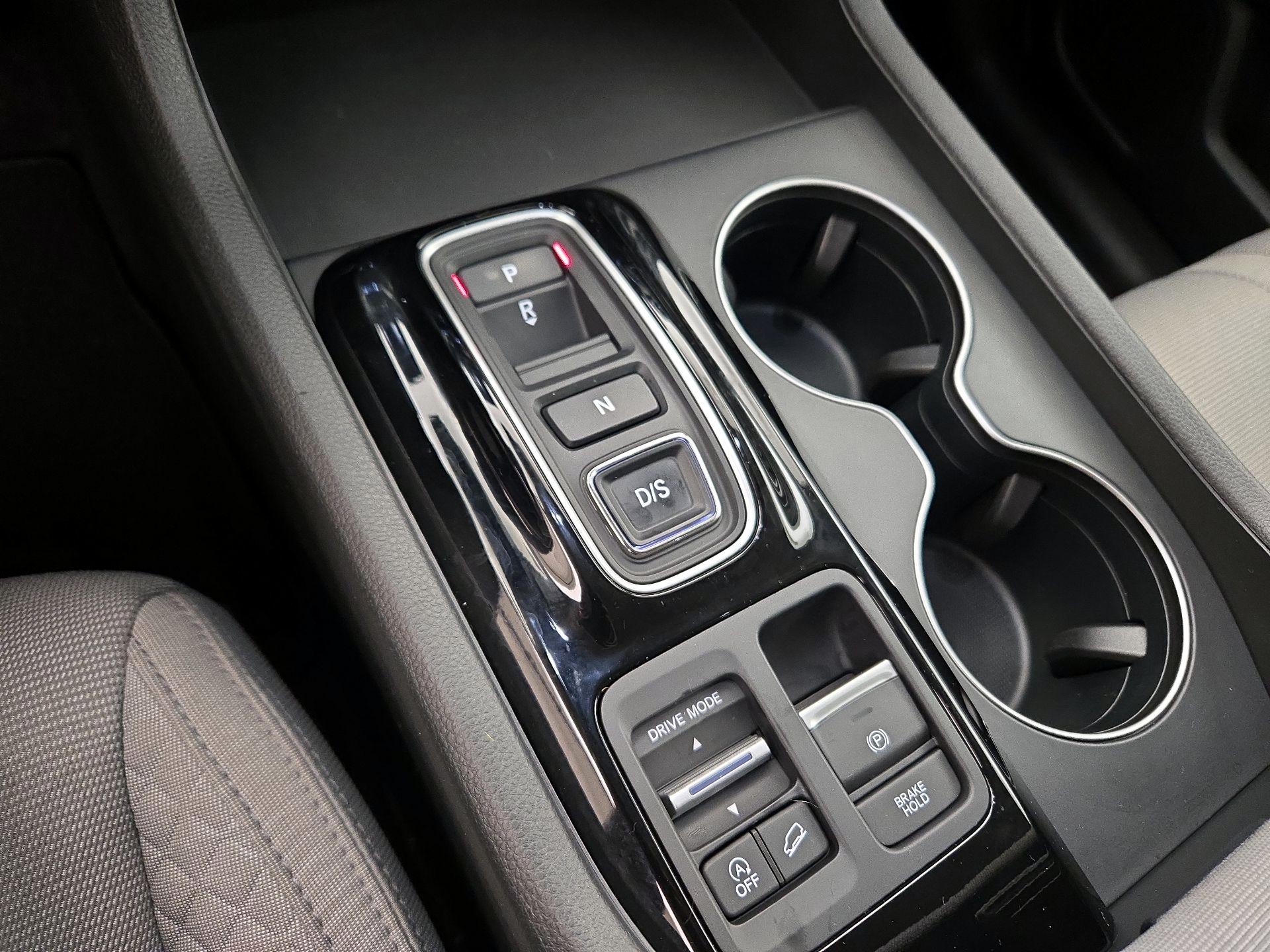 Thumbnail: 2023 Honda Pilot - 17