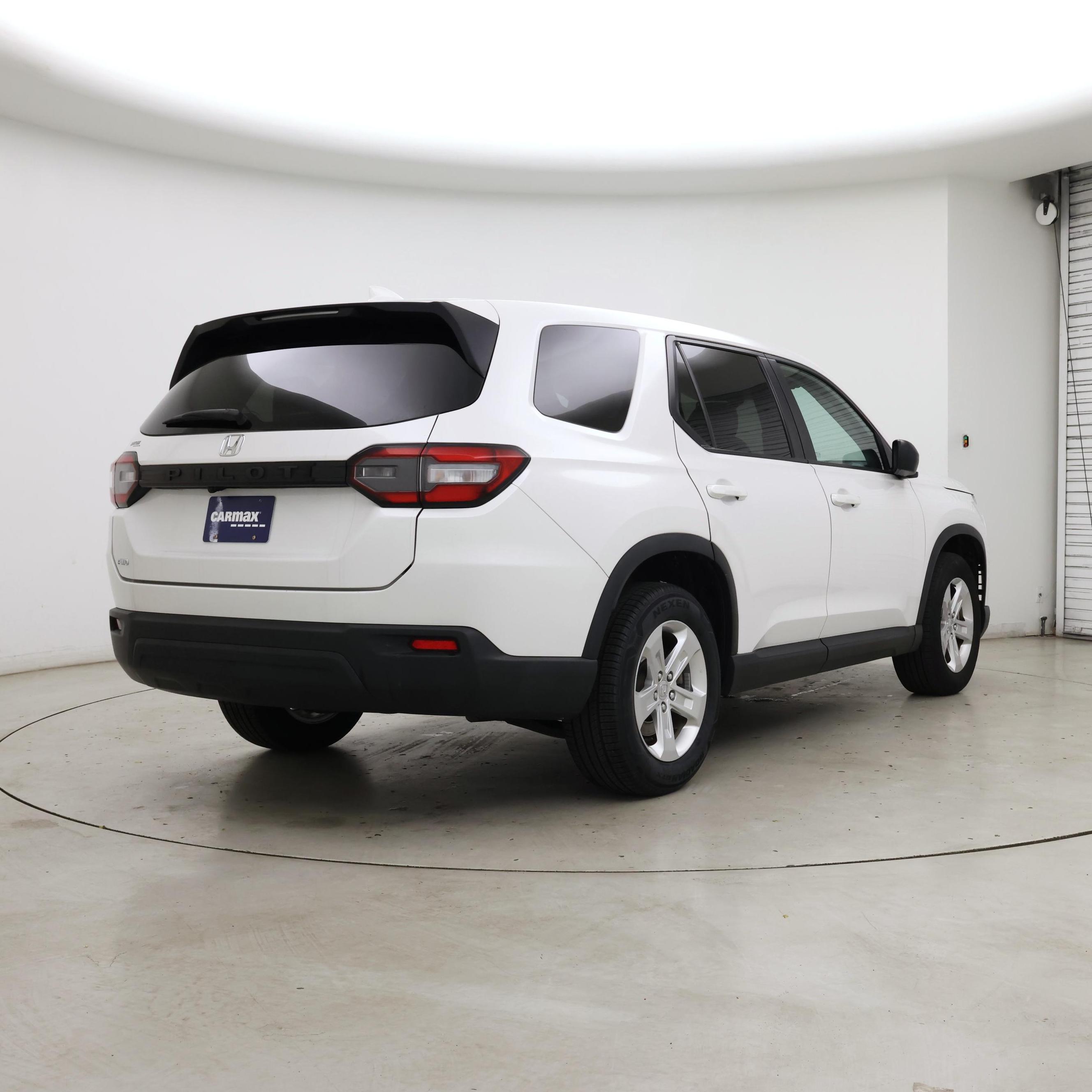 Thumbnail: 2023 Honda Pilot - 8