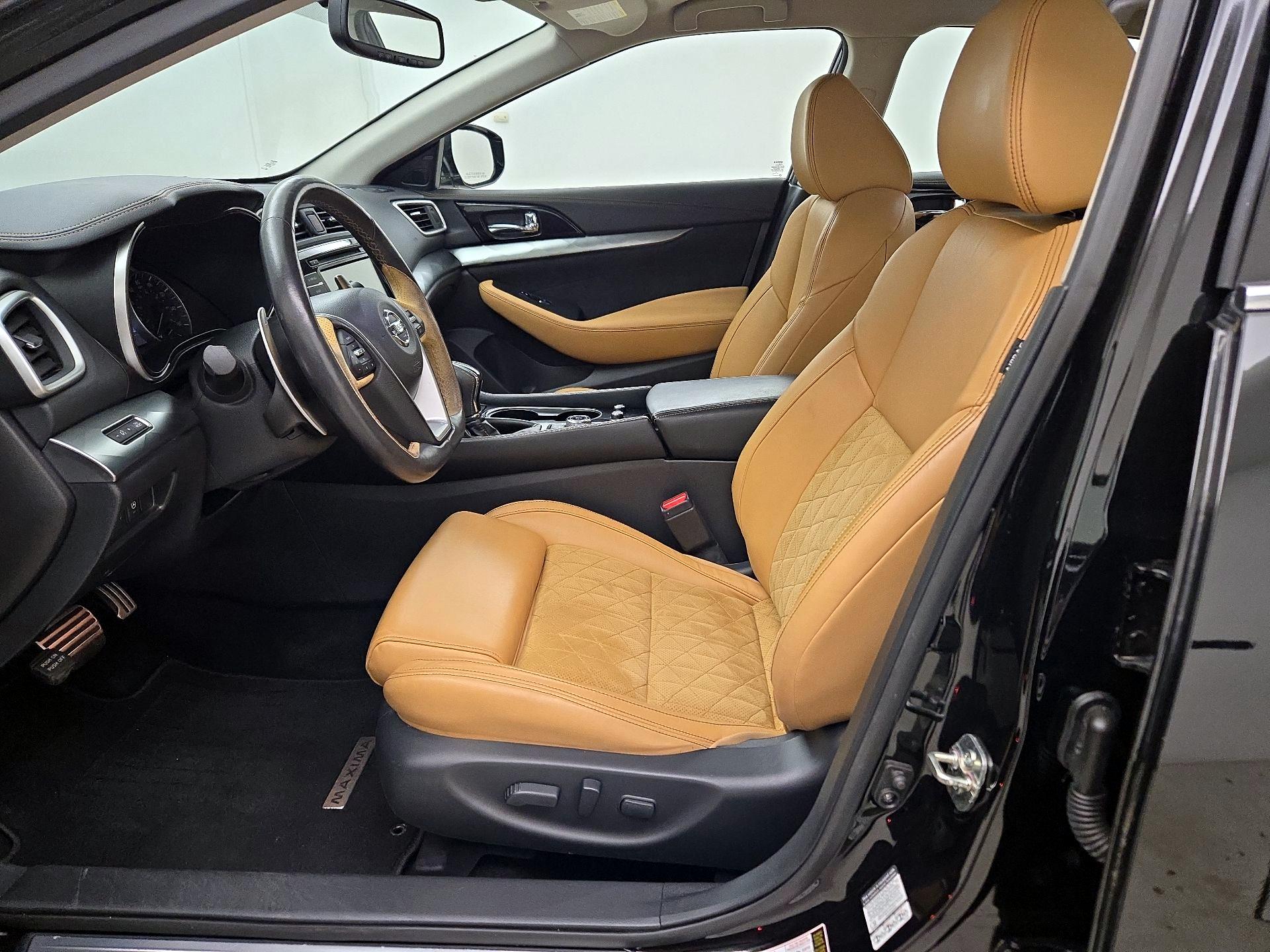 Thumbnail: 2016 Nissan Maxima - 11