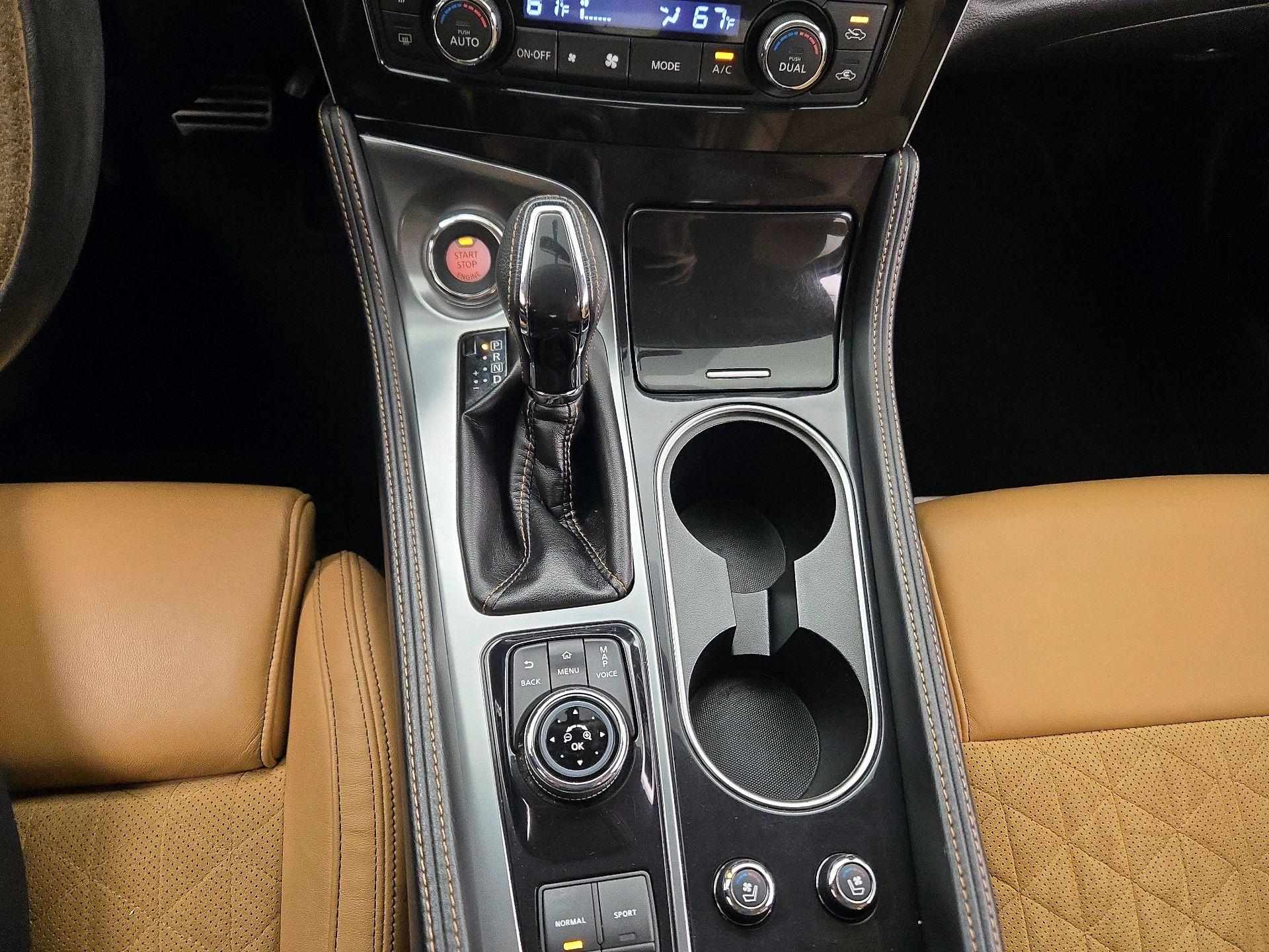 Thumbnail: 2016 Nissan Maxima - 16