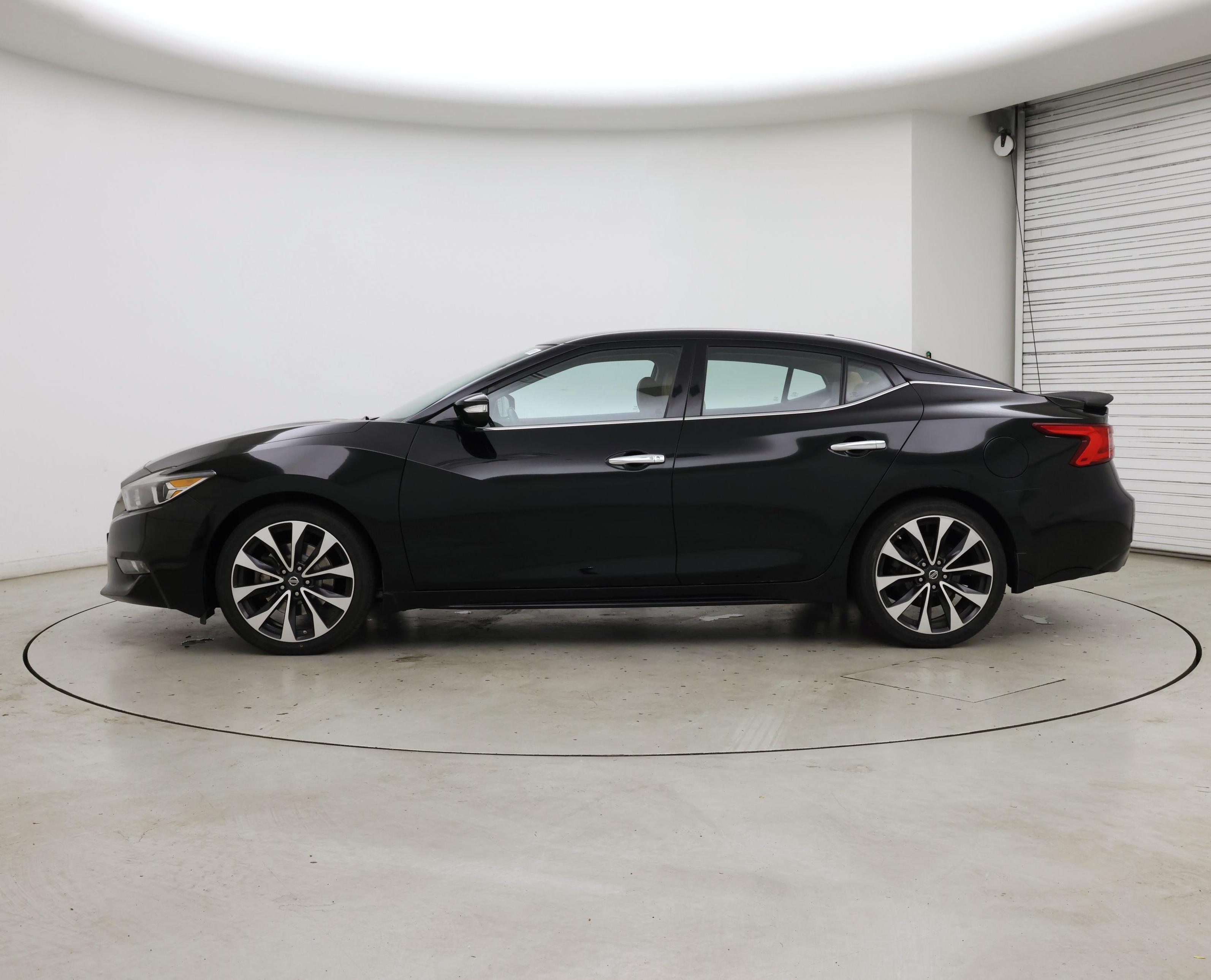 Thumbnail: 2016 Nissan Maxima - 3