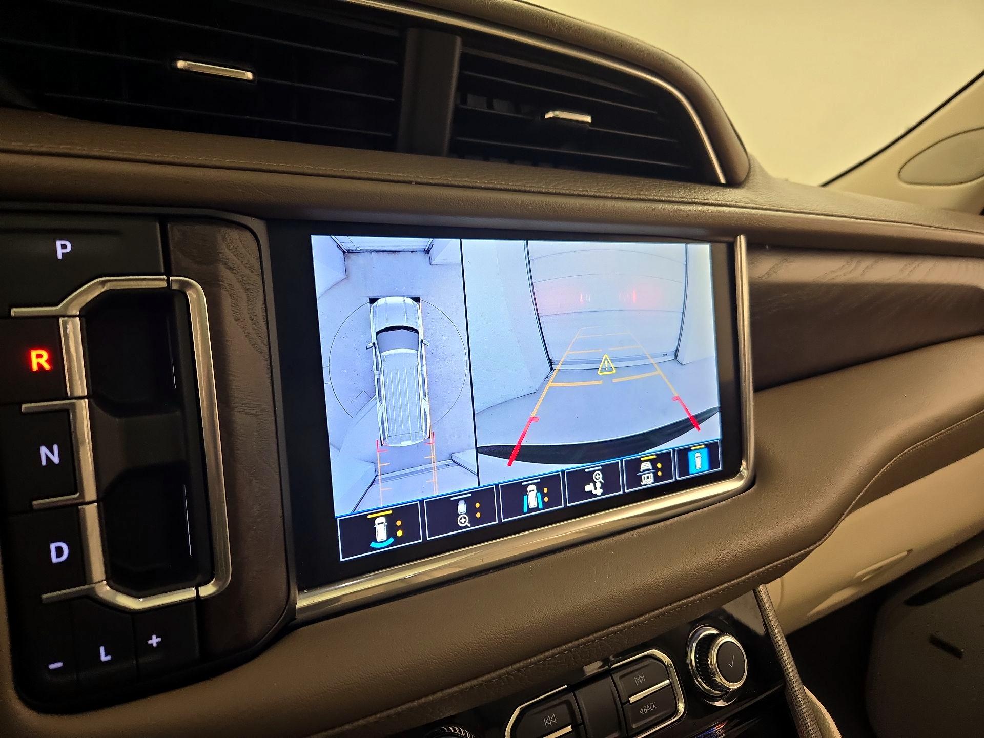 Thumbnail: 2021 GMC Yukon - 13