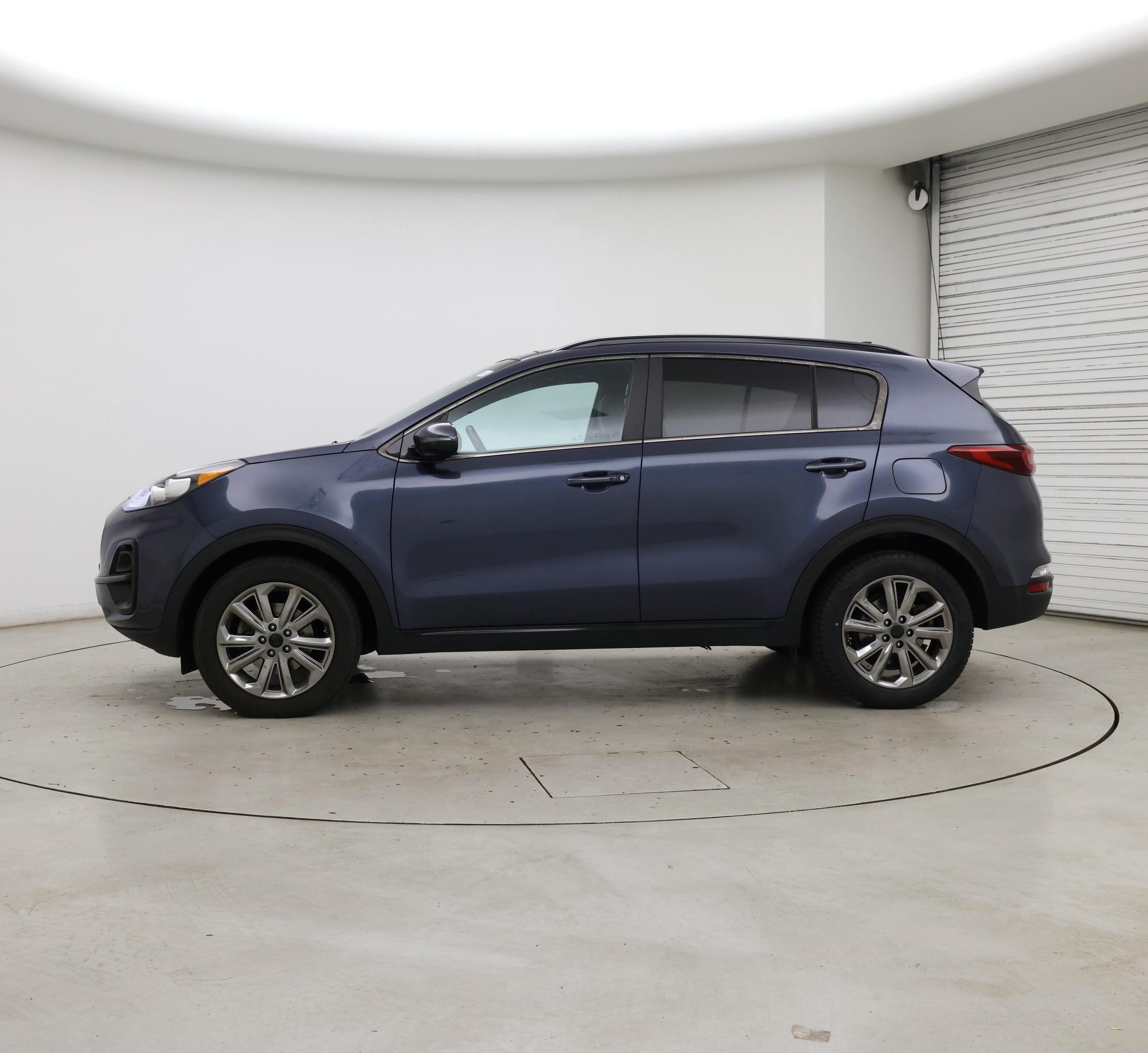 Thumbnail: 2021 Kia Sportage - 3