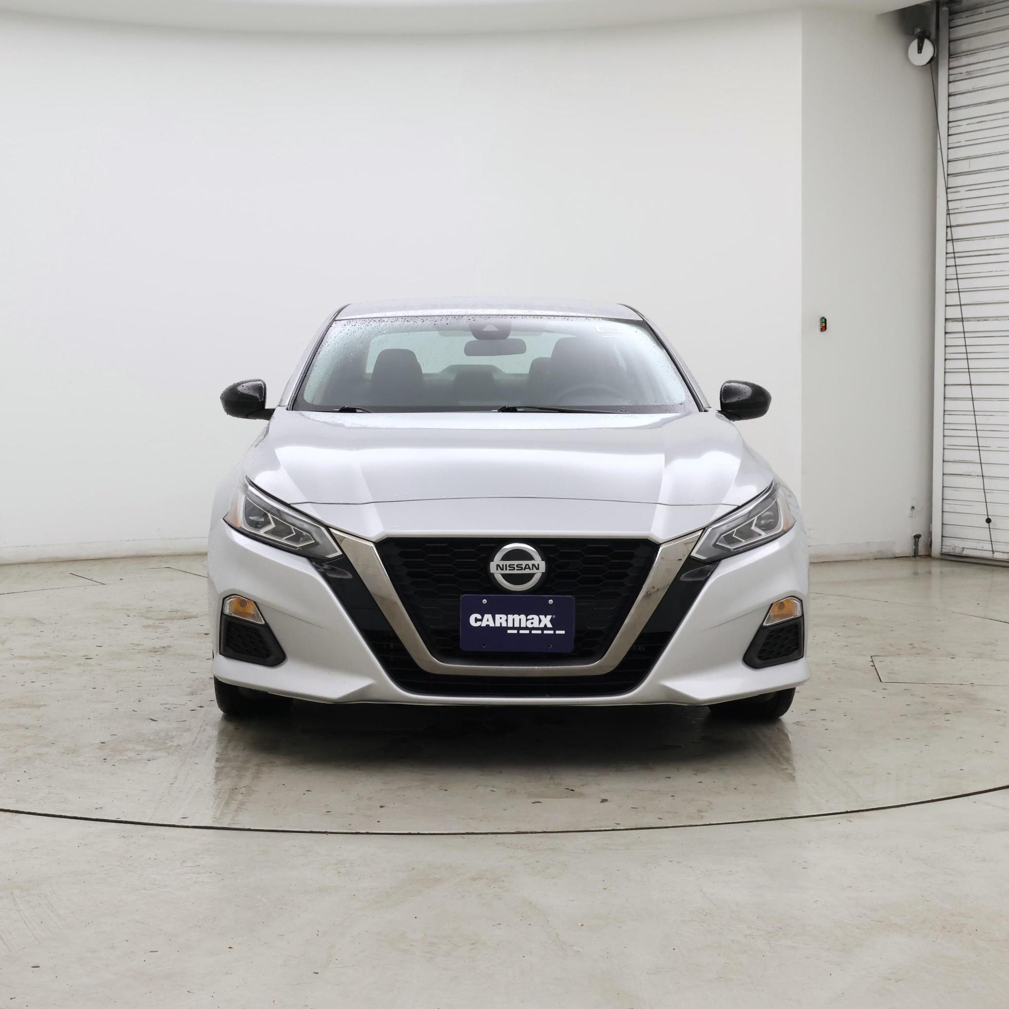 Thumbnail: 2022 Nissan Altima - 5
